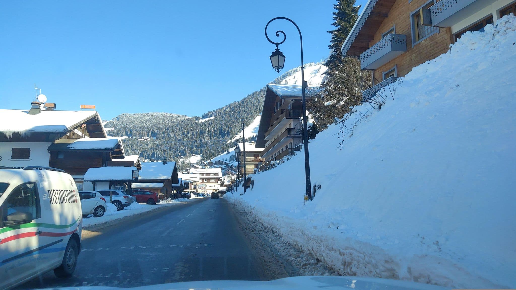 Street view near Le Tremplin, Châtel — © MatthieuF4FNE (CC BY-SA · Mapillary)