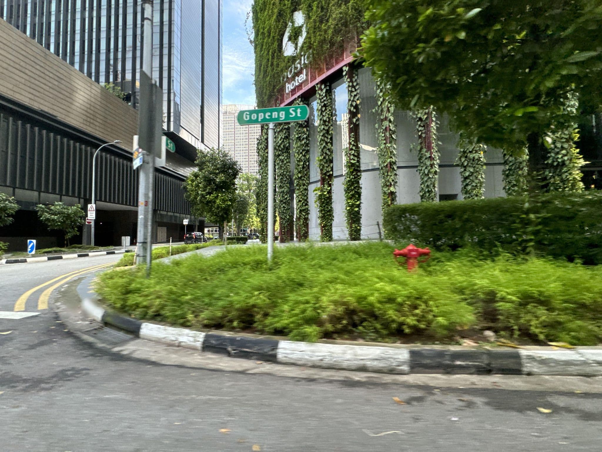 Street view near Sky Terrace @ Oasia Hotel Downtown, Outram Park — © filipb (CC BY-SA · Mapillary)