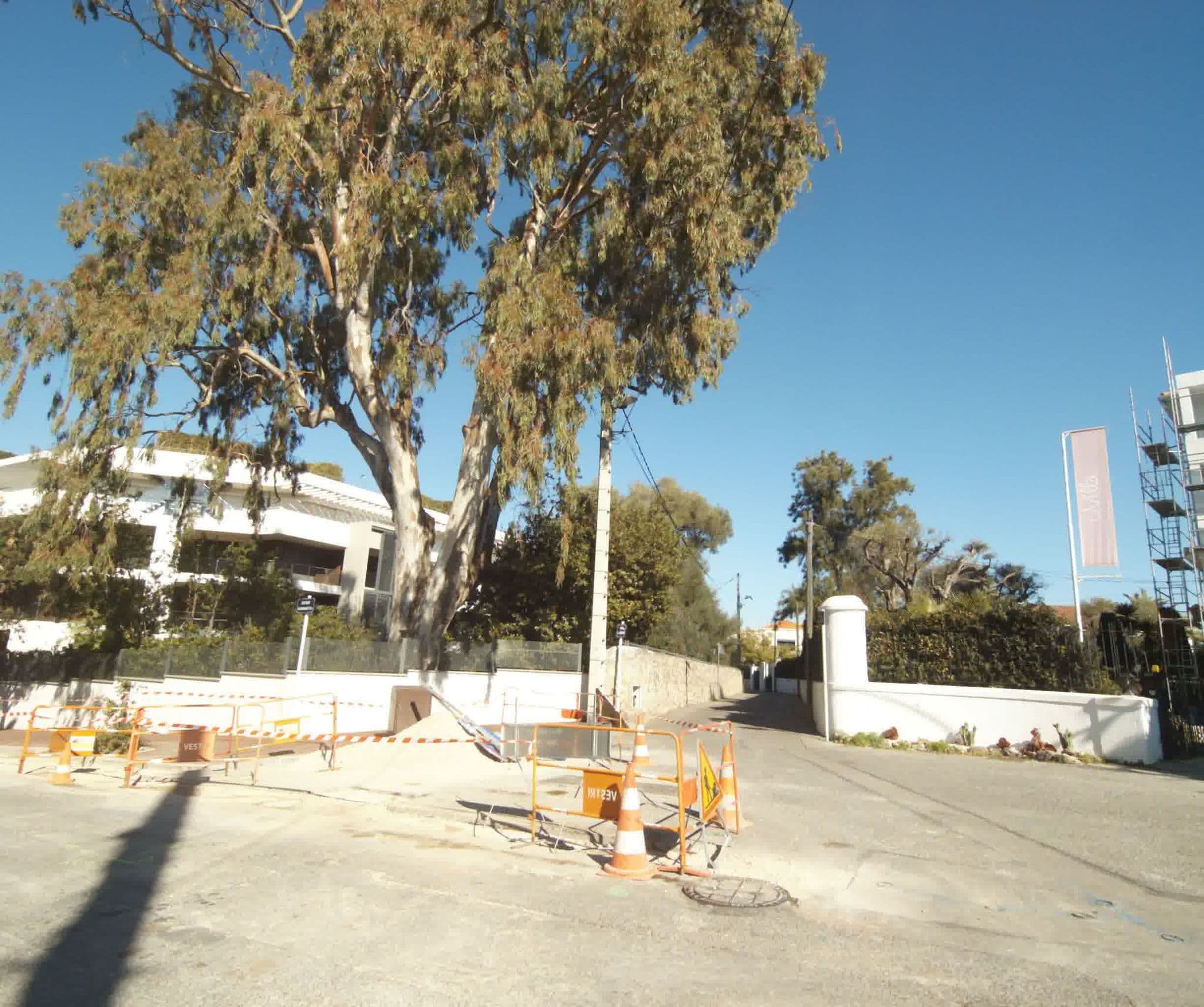 Street view near Hôtel La Villa, Juan-les-Pins — © sogefi (CC BY-SA · Mapillary)