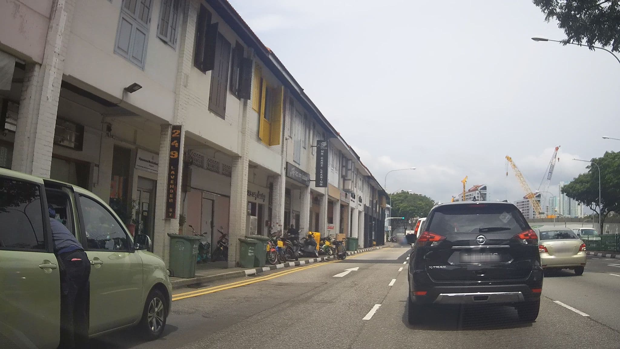 Street view near Drop Inn Too, Farrer Park — © ashishgrab (CC BY-SA · Mapillary)