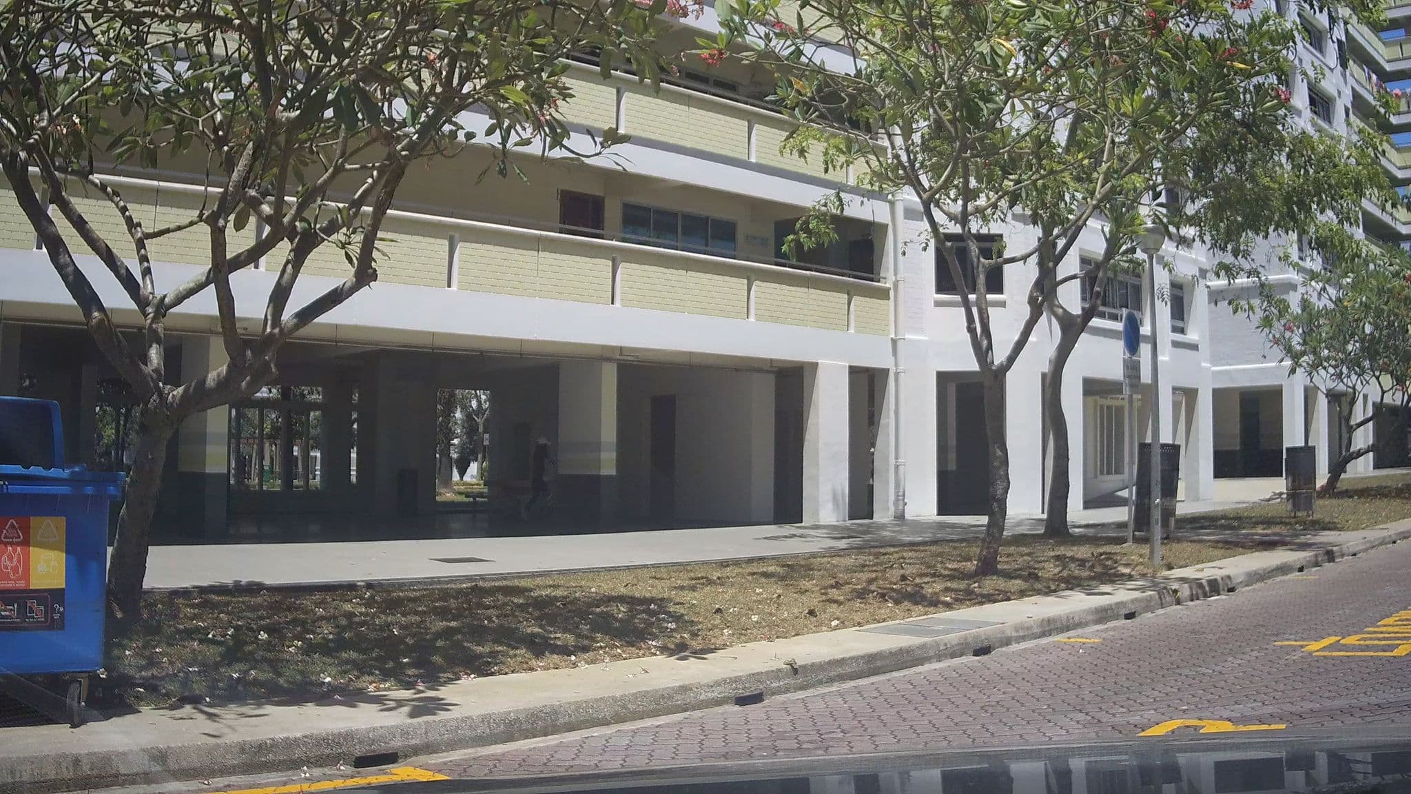 Street view near Cove'D, Kampong Loyang — © ashishgrab (CC BY-SA · Mapillary)