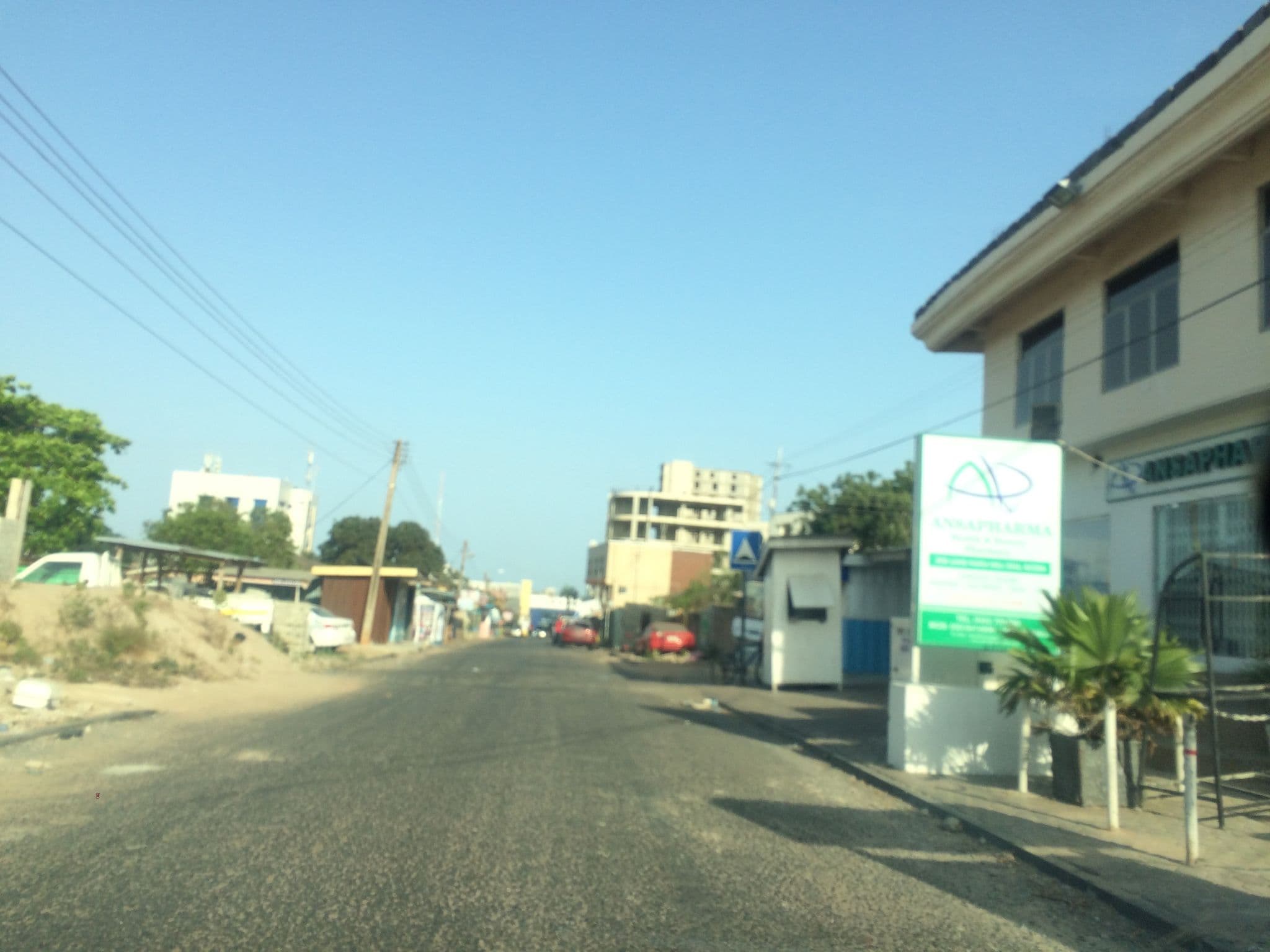 Street view near Gc Royal Hotel, Osu — © mawutor (CC BY-SA · Mapillary)