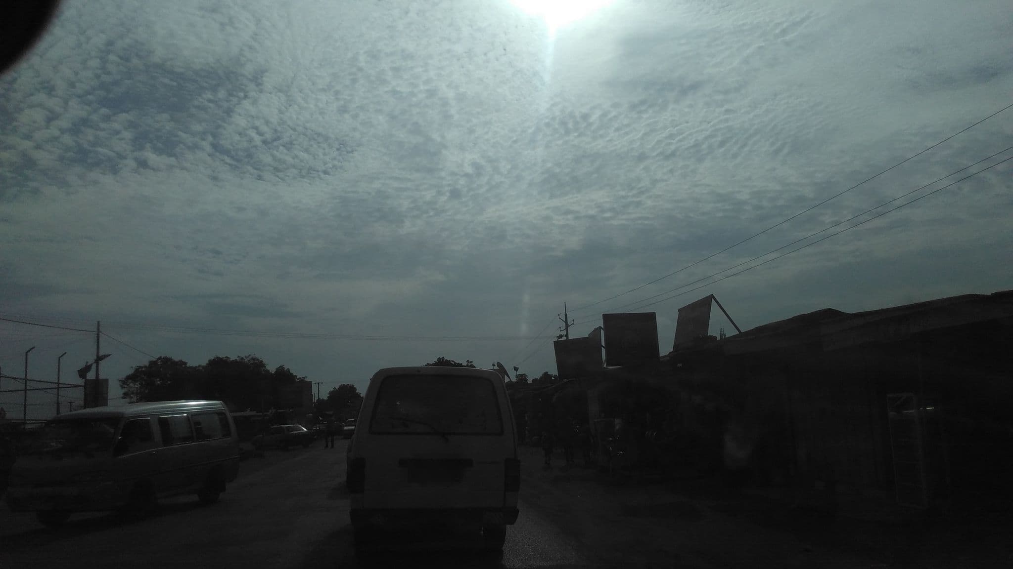 Street view near Feladei Hotel, Medina Estates — © yoz (CC BY-SA · Mapillary)