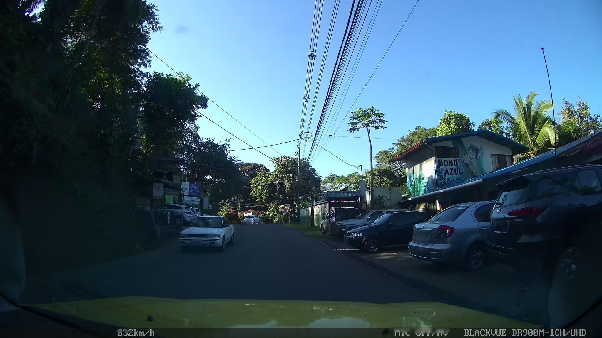 Street view near Hotel Mono Azul, Quepos — © josealb (CC BY-SA · Mapillary)