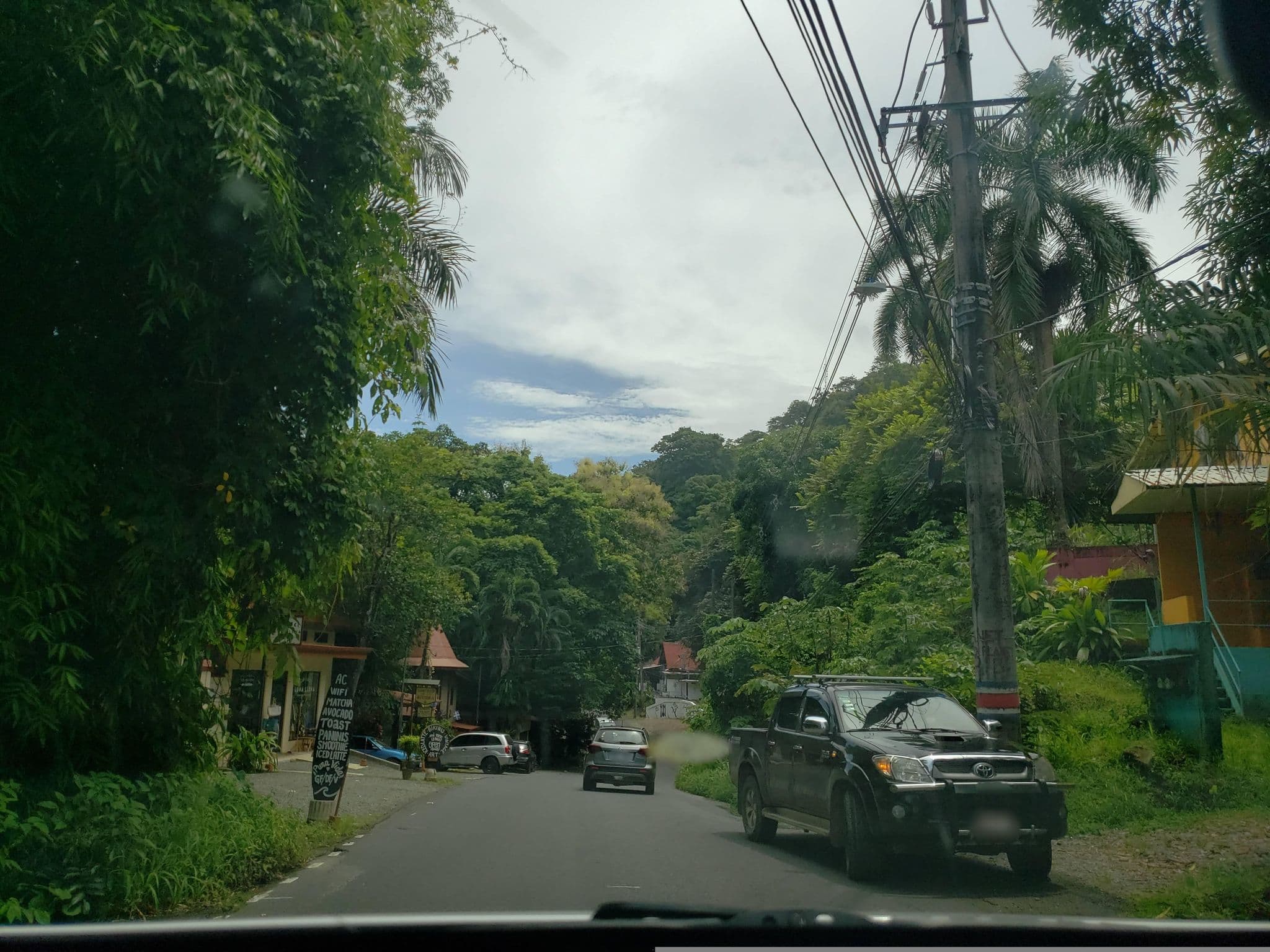 Street view near Planet B, Quepos — © guyutetube (CC BY-SA · Mapillary)