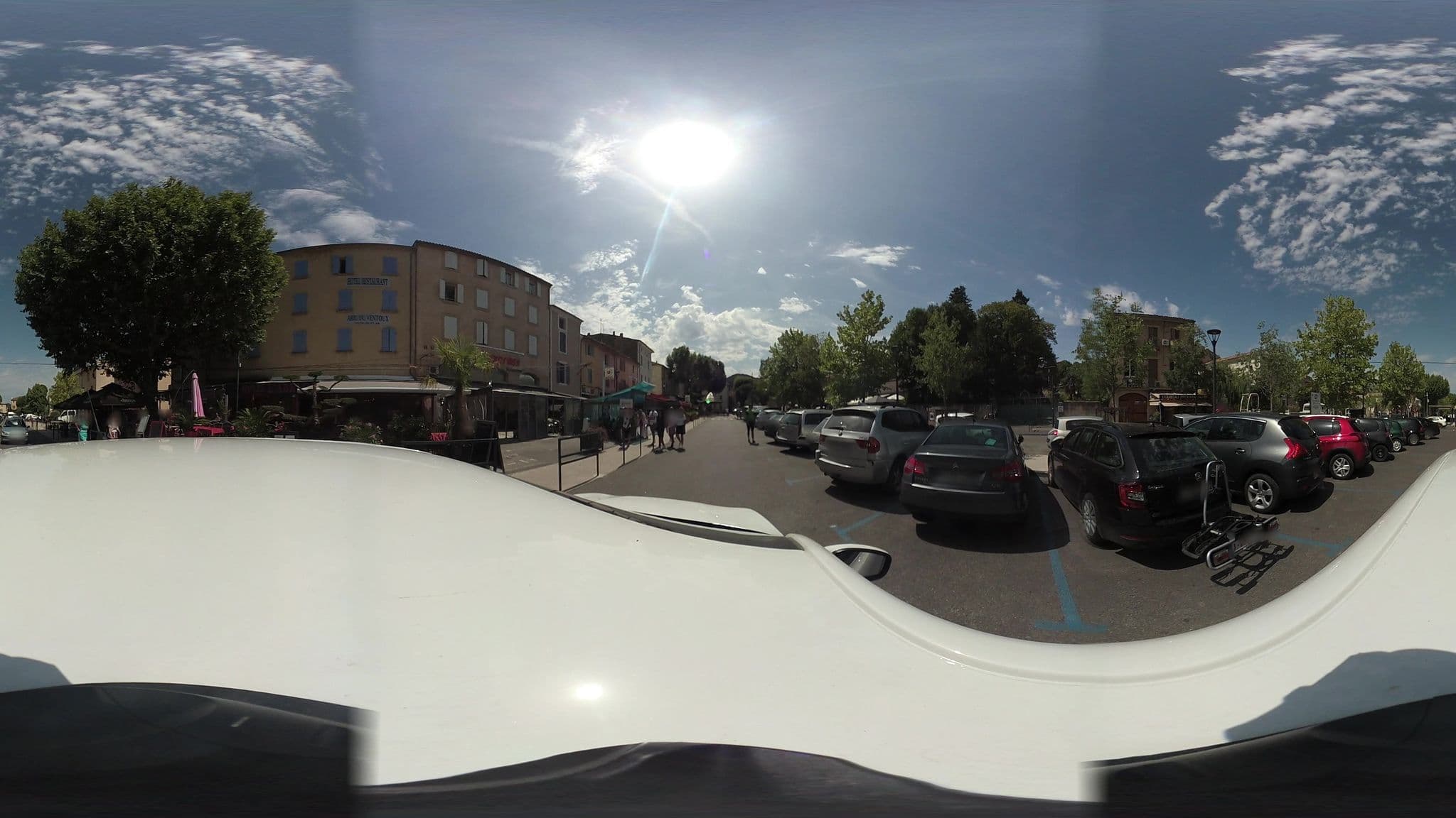 Street view near L'Abri du Ventoux, Malaucène — © arteragence (CC BY-SA · Mapillary)