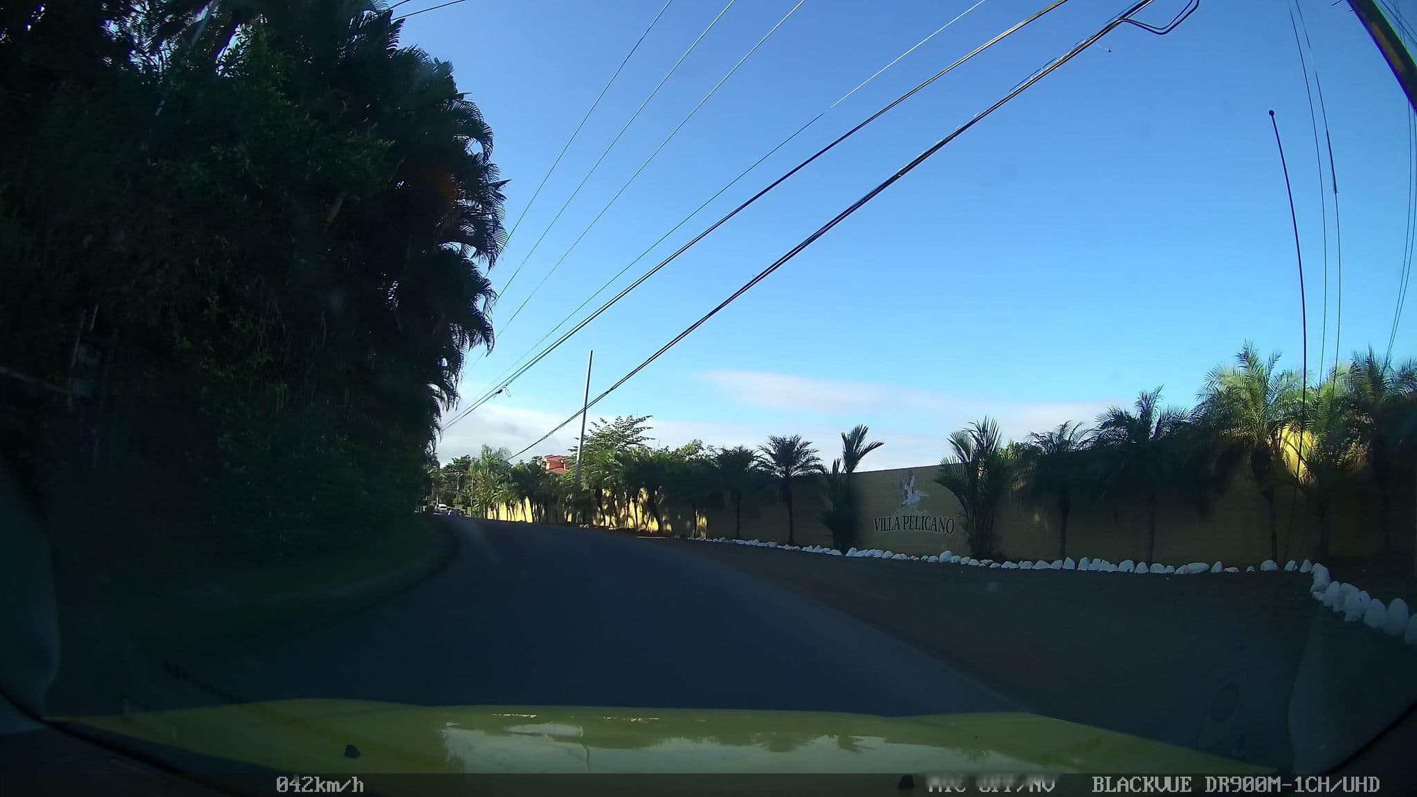 Street view near Hotel Paraíso Vista Al Mar, Quepos — © josealb (CC BY-SA · Mapillary)