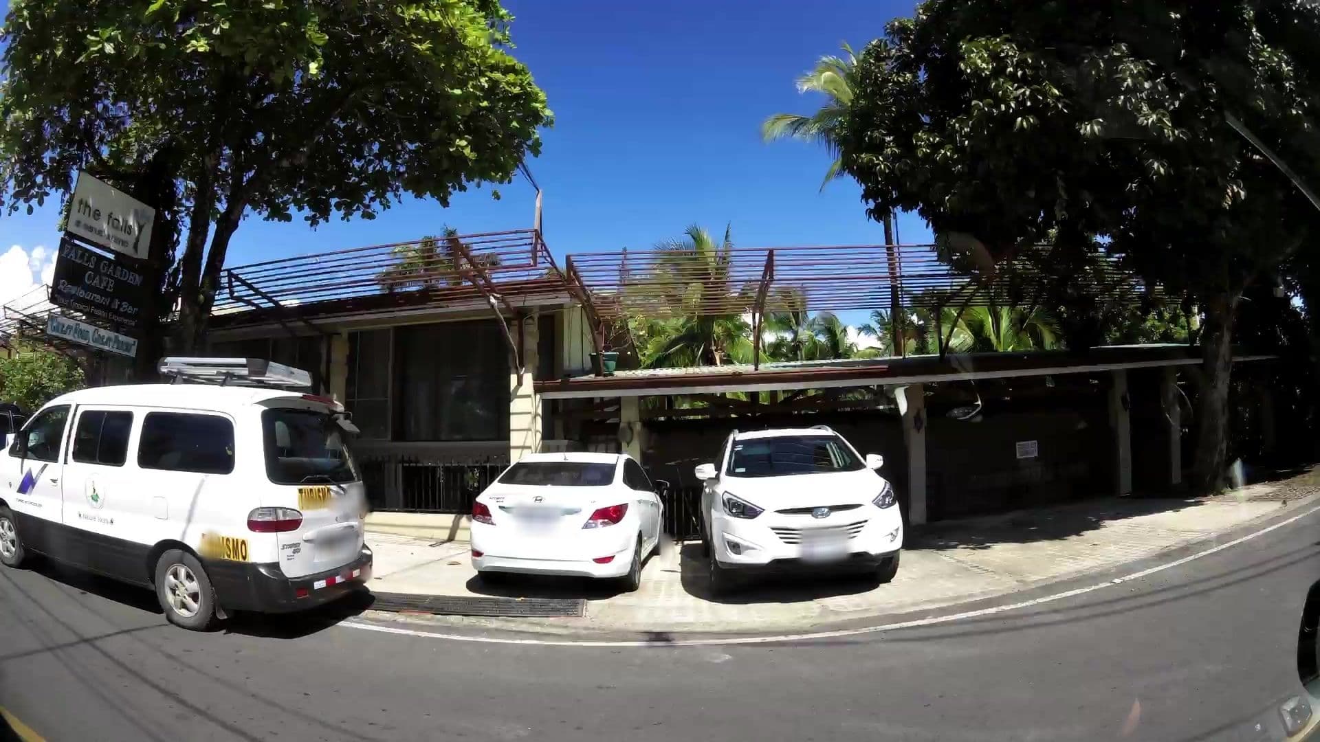 Street view near The Falls Resort, Quepos — © kaartcam (CC BY-SA · Mapillary)