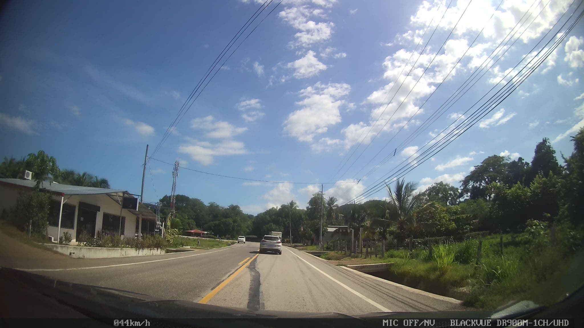 Street view near Cabinas y Restaurante Eli, Paquera — © kaart_1 (CC BY-SA · Mapillary)