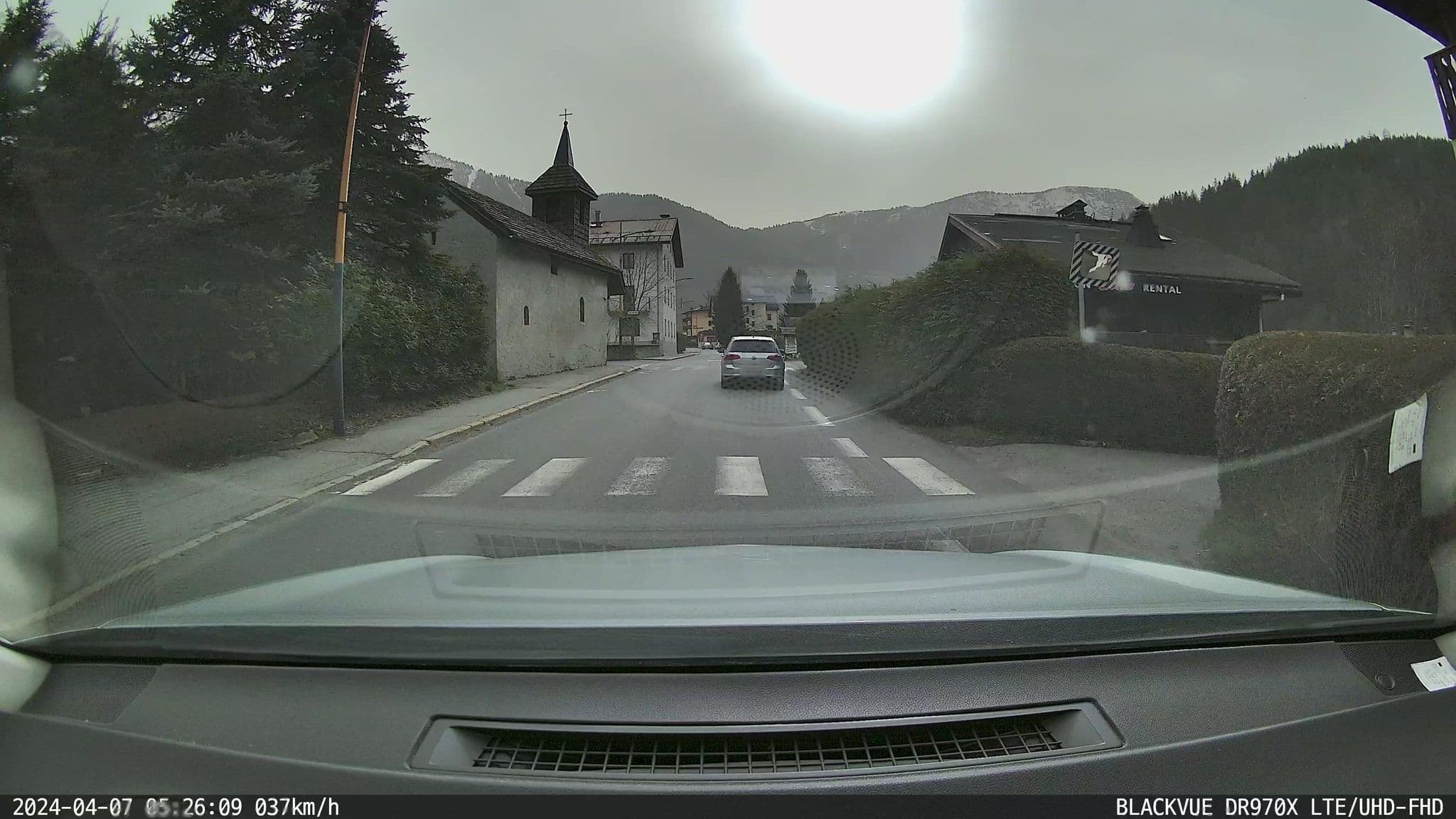 Street view near Hôtel du Bois, Les Houches — © ordinatous (CC BY-SA · Mapillary)