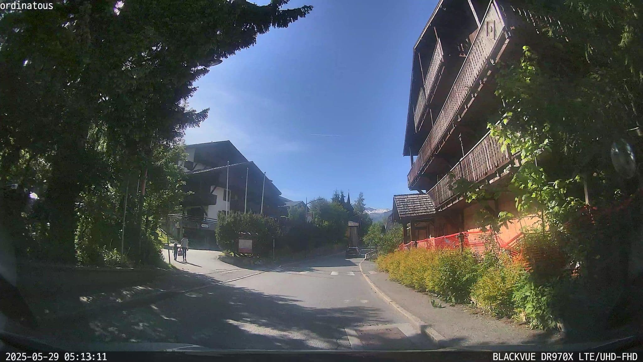 Street view near Grand Balcon, Les Houches — © ordinatous (CC BY-SA · Mapillary)