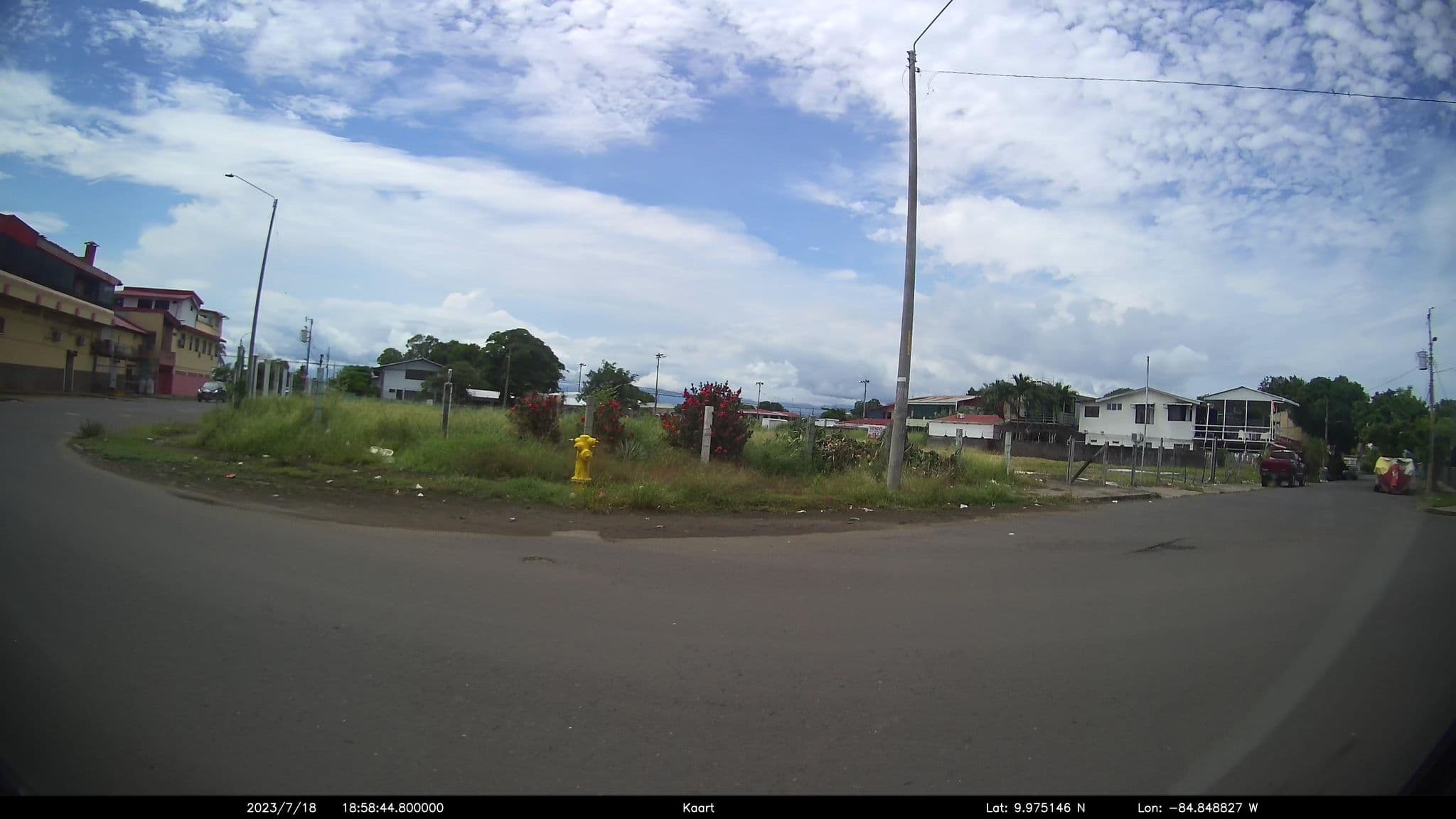 Street view near Hotel Yadran Beachfront Resort & Casino, Puntarenas — © kaart_2 (CC BY-SA · Mapillary)