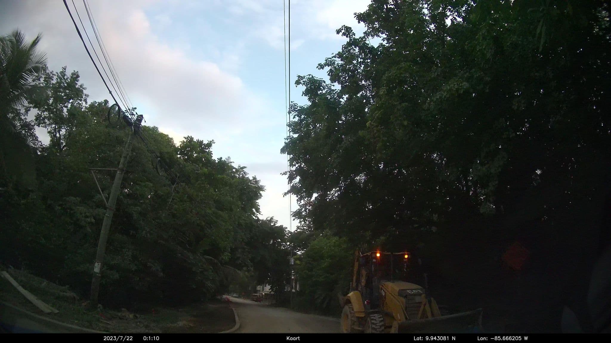 Street view near Harmony Hotel Juice Bar, Sámara — © kaart5 (CC BY-SA · Mapillary)
