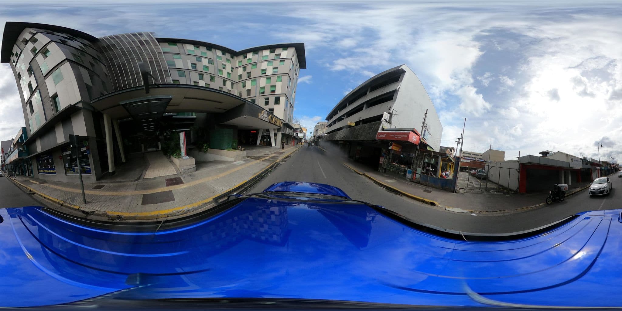 Street view near Urban Green Hotel & Suites, San José — © kaart5 (CC BY-SA · Mapillary)