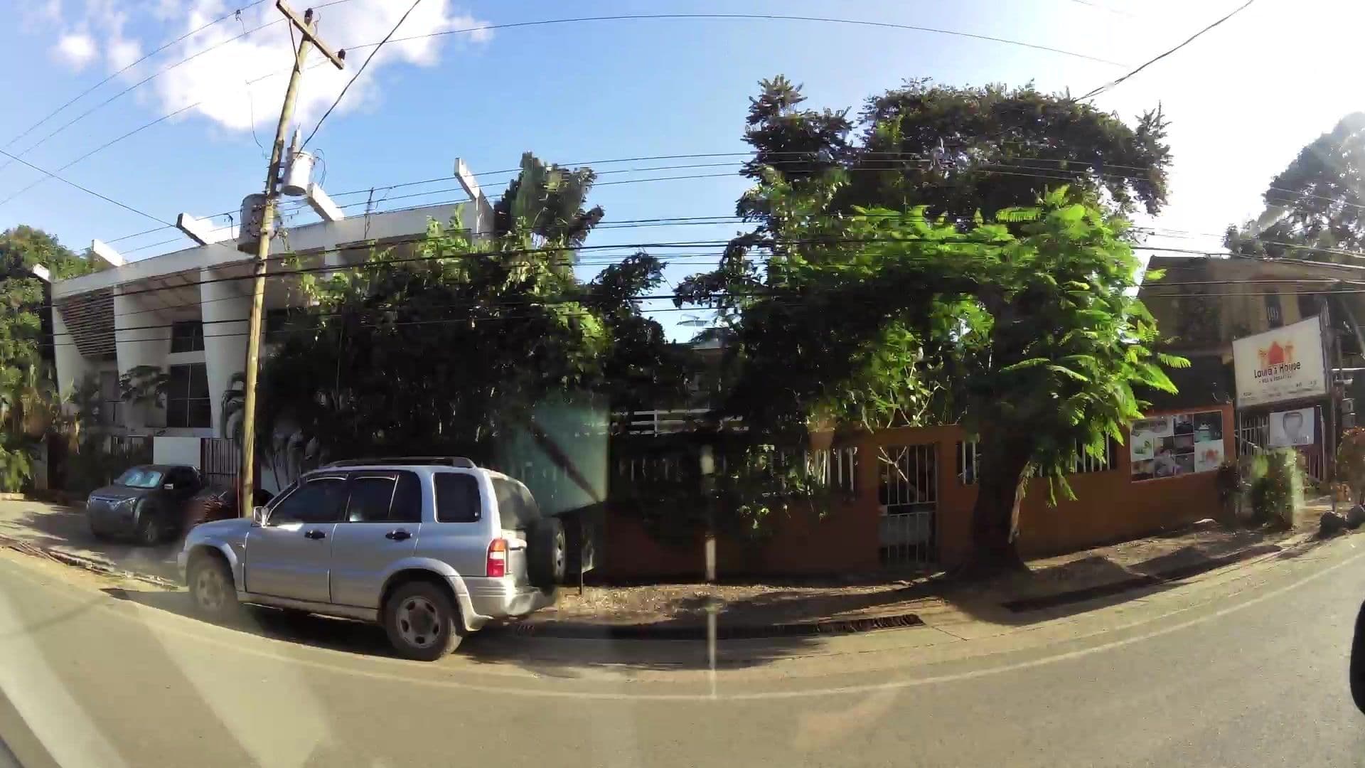 Street view near Laura's House, Sardinal — © kaartcam (CC BY-SA · Mapillary)