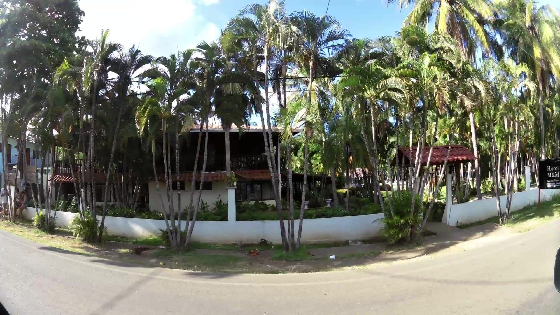 Street view near Pure Vibes Backpackers Resort, Sardinal — © kaartcam (CC BY-SA · Mapillary)