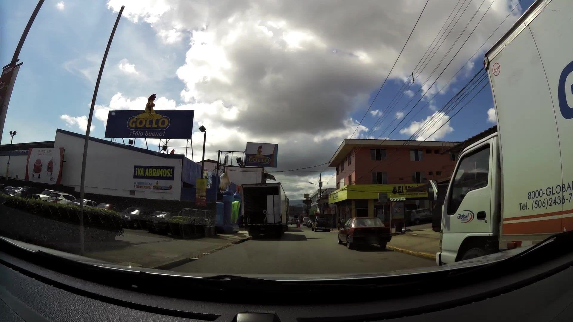 Street view near Hotel Iguazú Centro, San Isidro — © kaartcam (CC BY-SA · Mapillary)