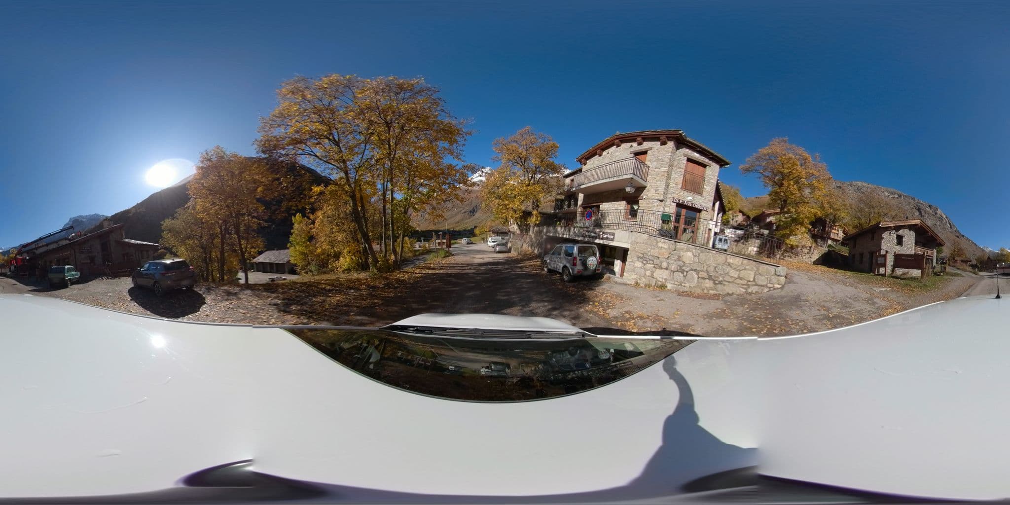 Street view near Chalet de Bonneval-sur-Arc, Val-d'Isère