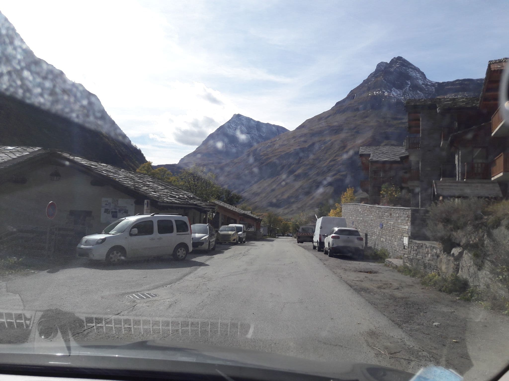 Street view near Chêne, Val-d'Isère