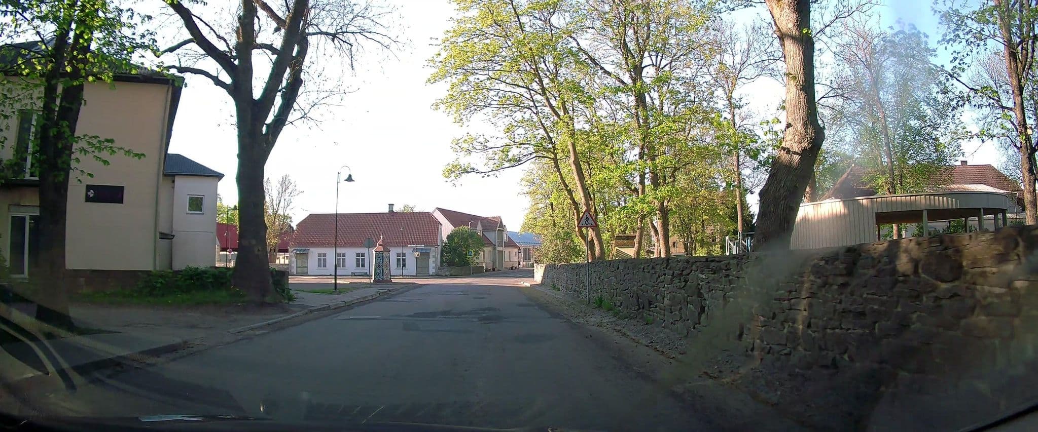 Street view near Telegraf Backbackers, Kuressaare — © ESTmapper1001 (CC BY-SA · Mapillary)