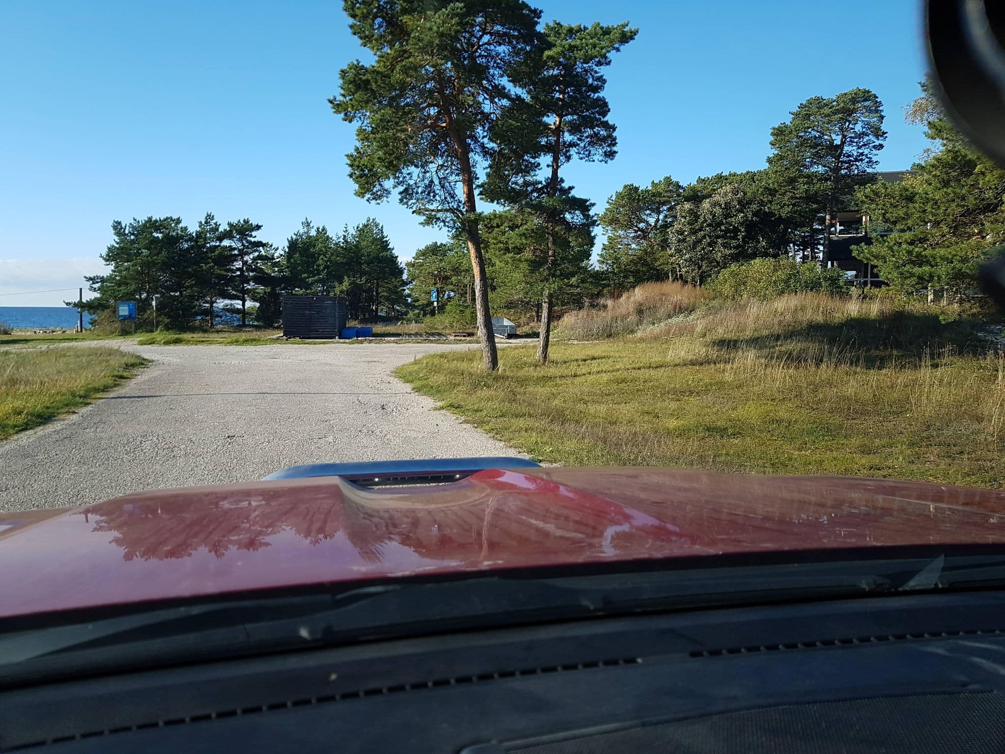 Street view near Kalana puhkeküla, Kärdla — © roadexplorer002 (CC BY-SA · Mapillary)