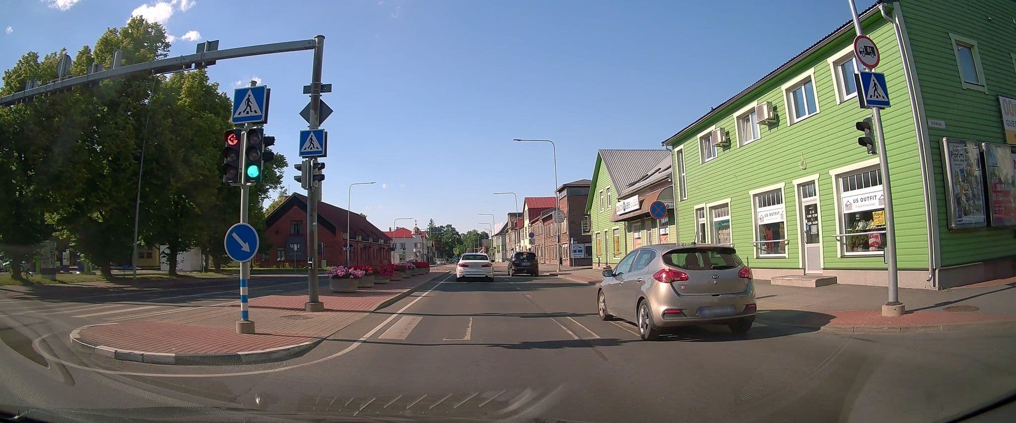 Street view near Tervis Medical SPA, Pärnu — © ESTmapper1001 (CC BY-SA · Mapillary)