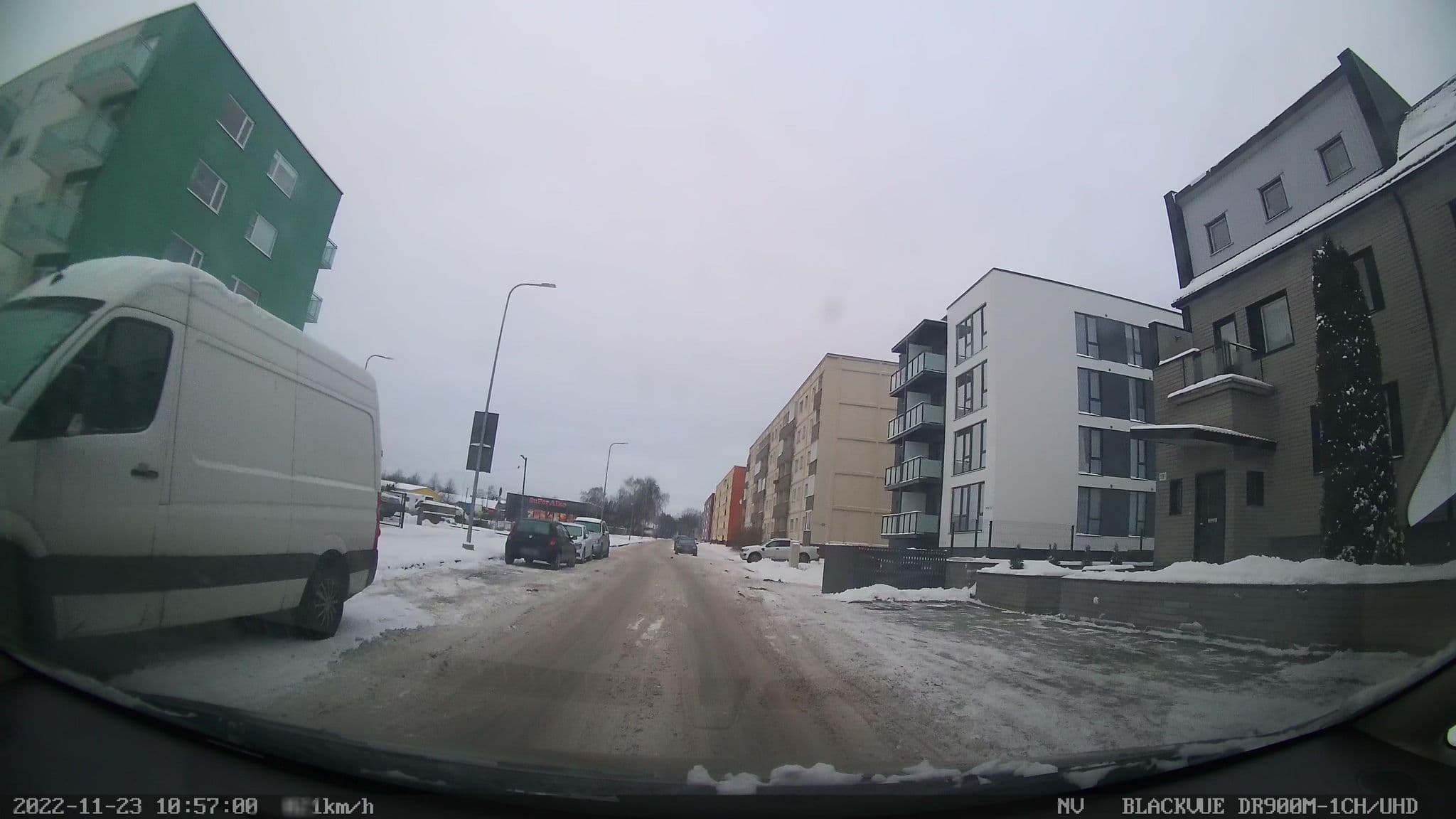 Street view near Apartments Milena, Pärnu — © jorrarro (CC BY-SA · Mapillary)