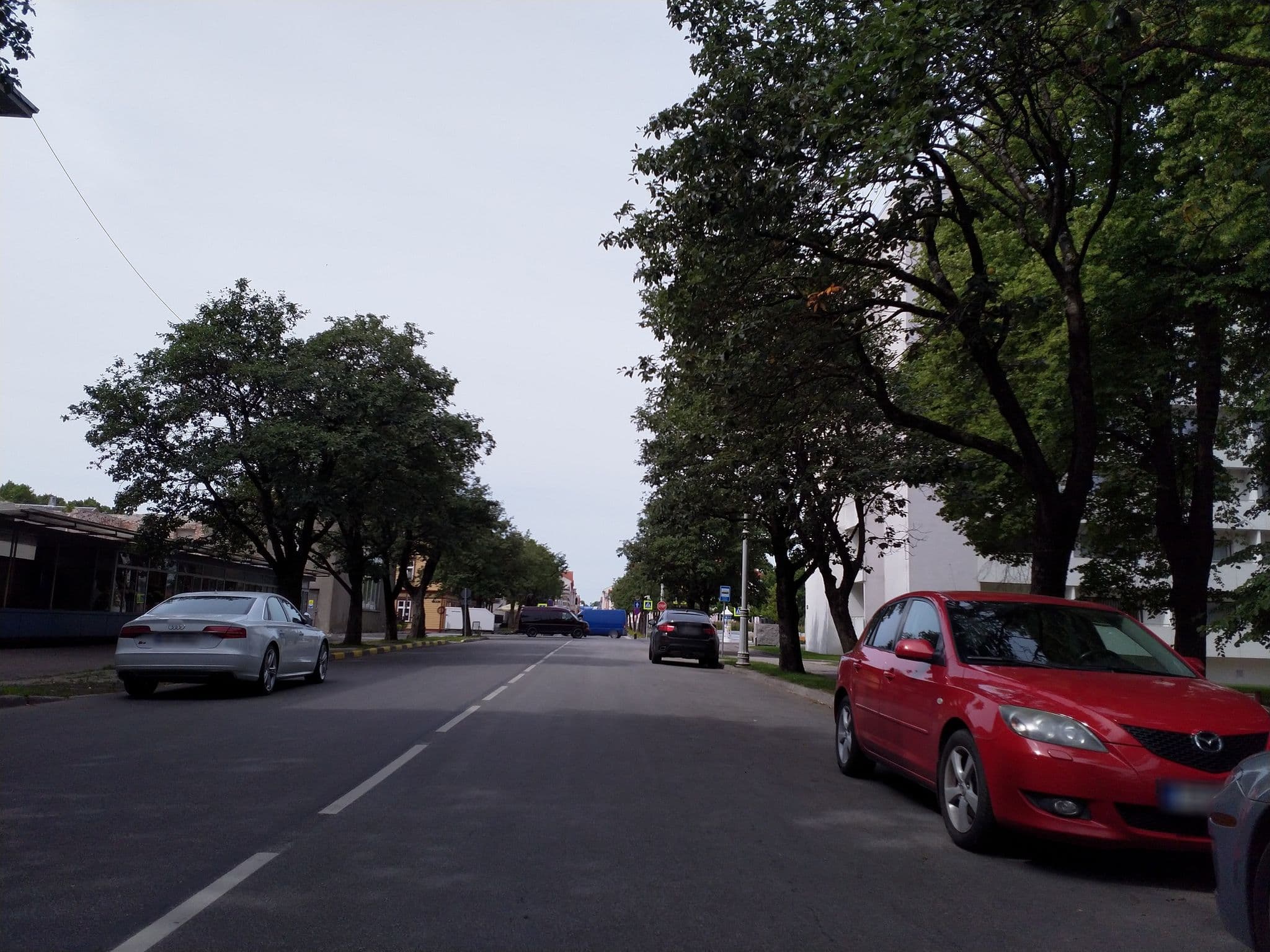 Street view near Aavo Apartments, Pärnu — © runcio (CC BY-SA · Mapillary)