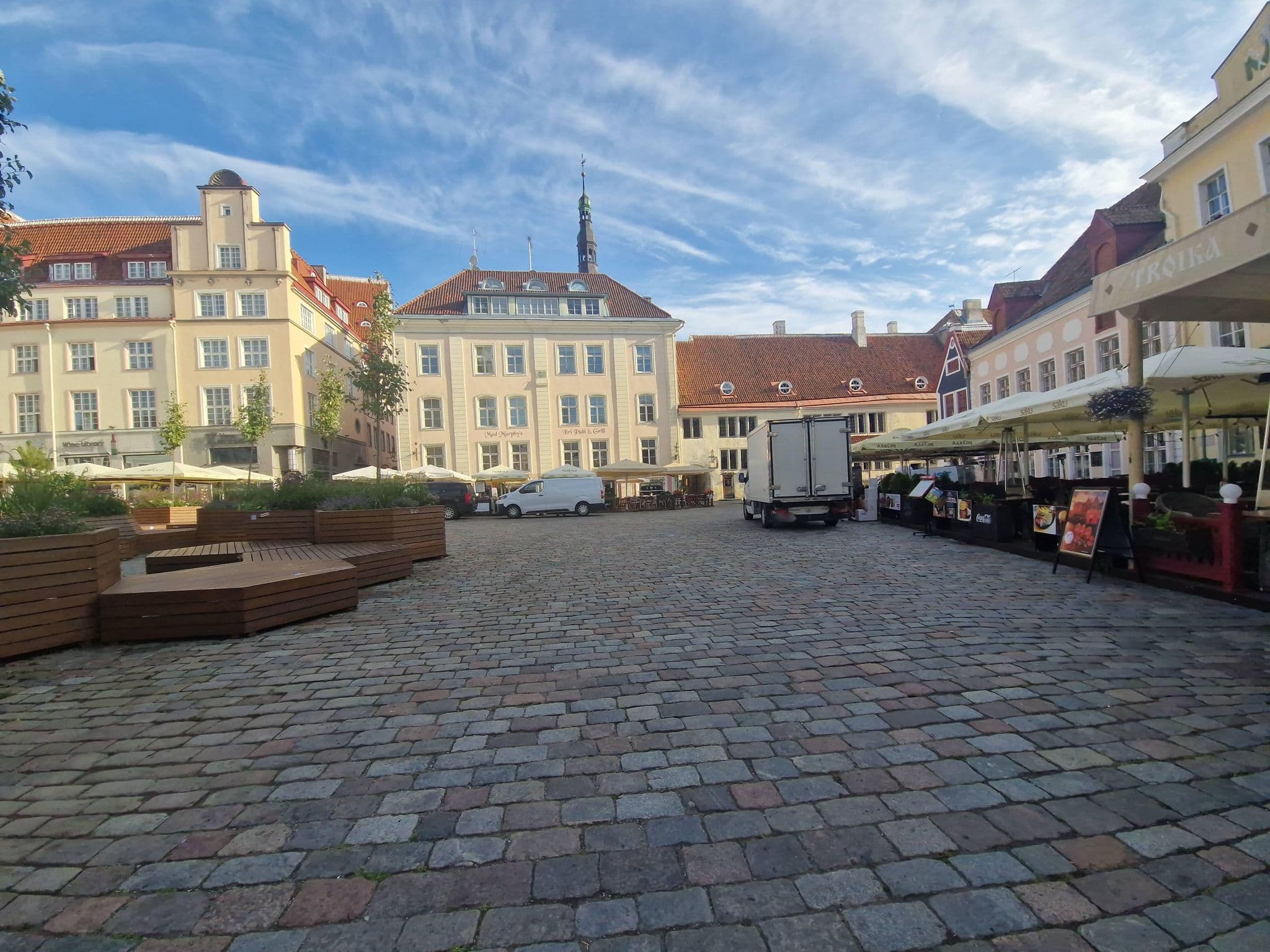 Street view near Raekoja Residence, Tallinn — © houtari (CC BY-SA · Mapillary)