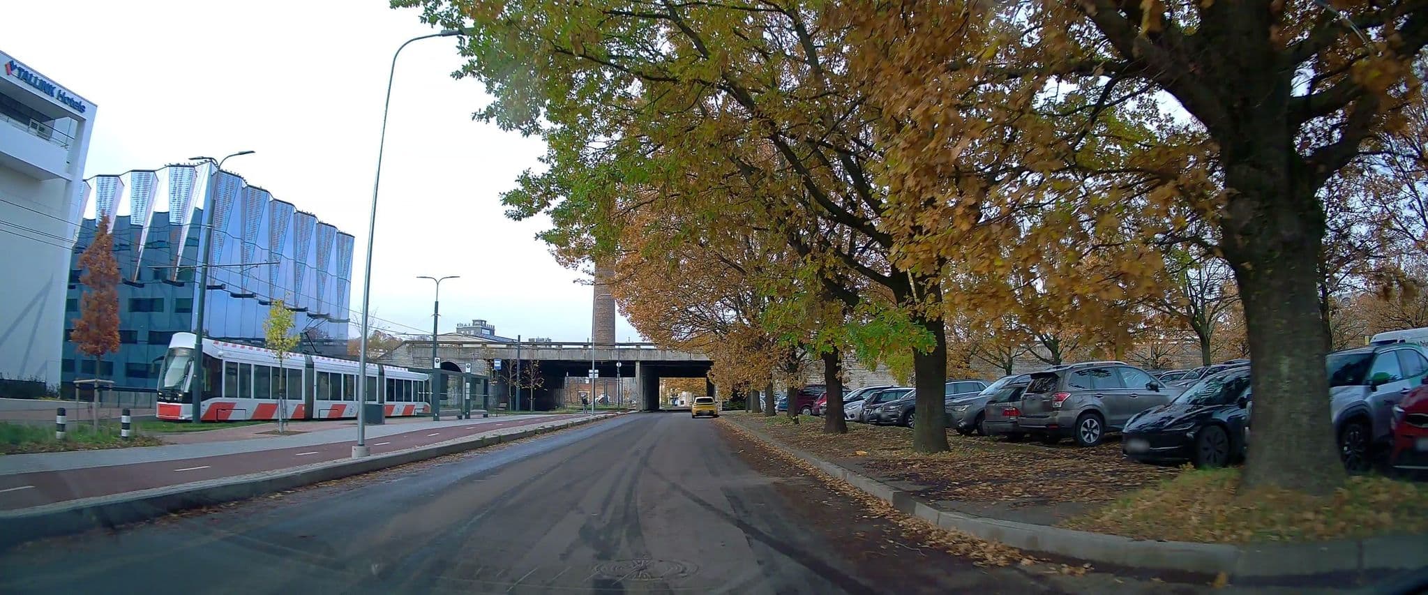 Street view near Room 410, Tallinn — © ESTmapper1001 (CC BY-SA · Mapillary)