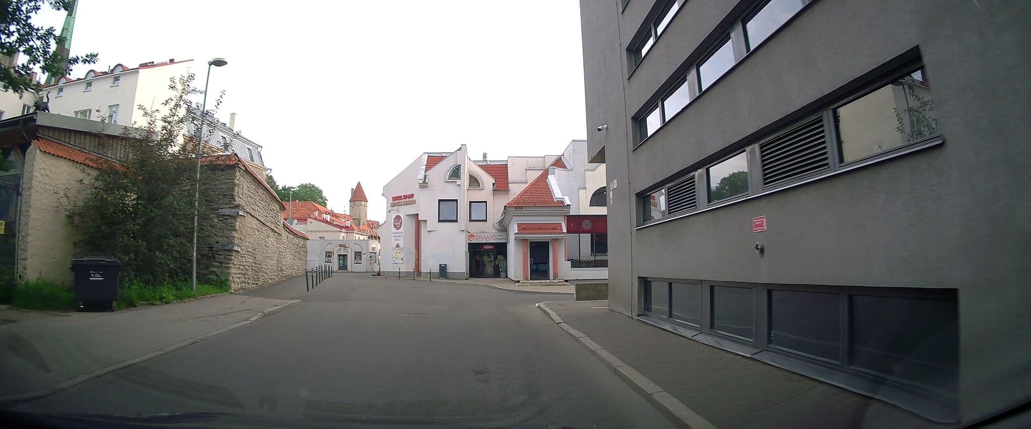 Street view near Mr. RYOKAN HOSTEL, Tallinn — © ESTmapper1001 (CC BY-SA · Mapillary)