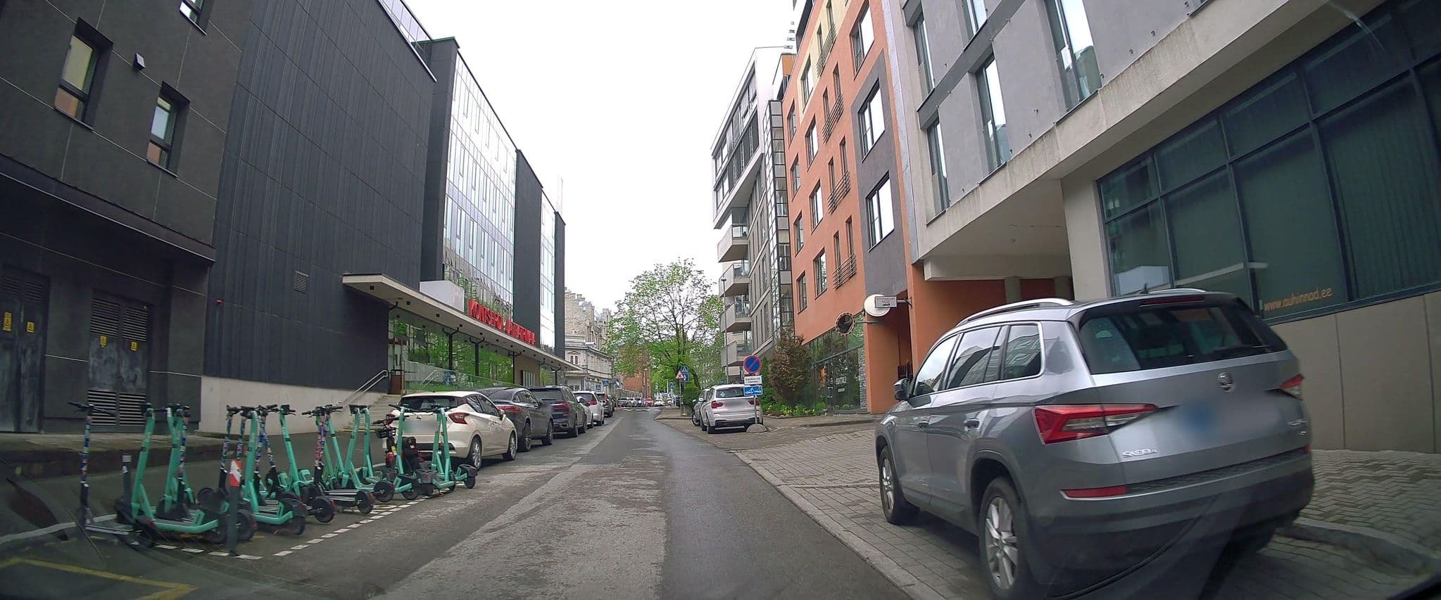 Street view near MyApartments, Tallinn — © ESTmapper1001 (CC BY-SA · Mapillary)