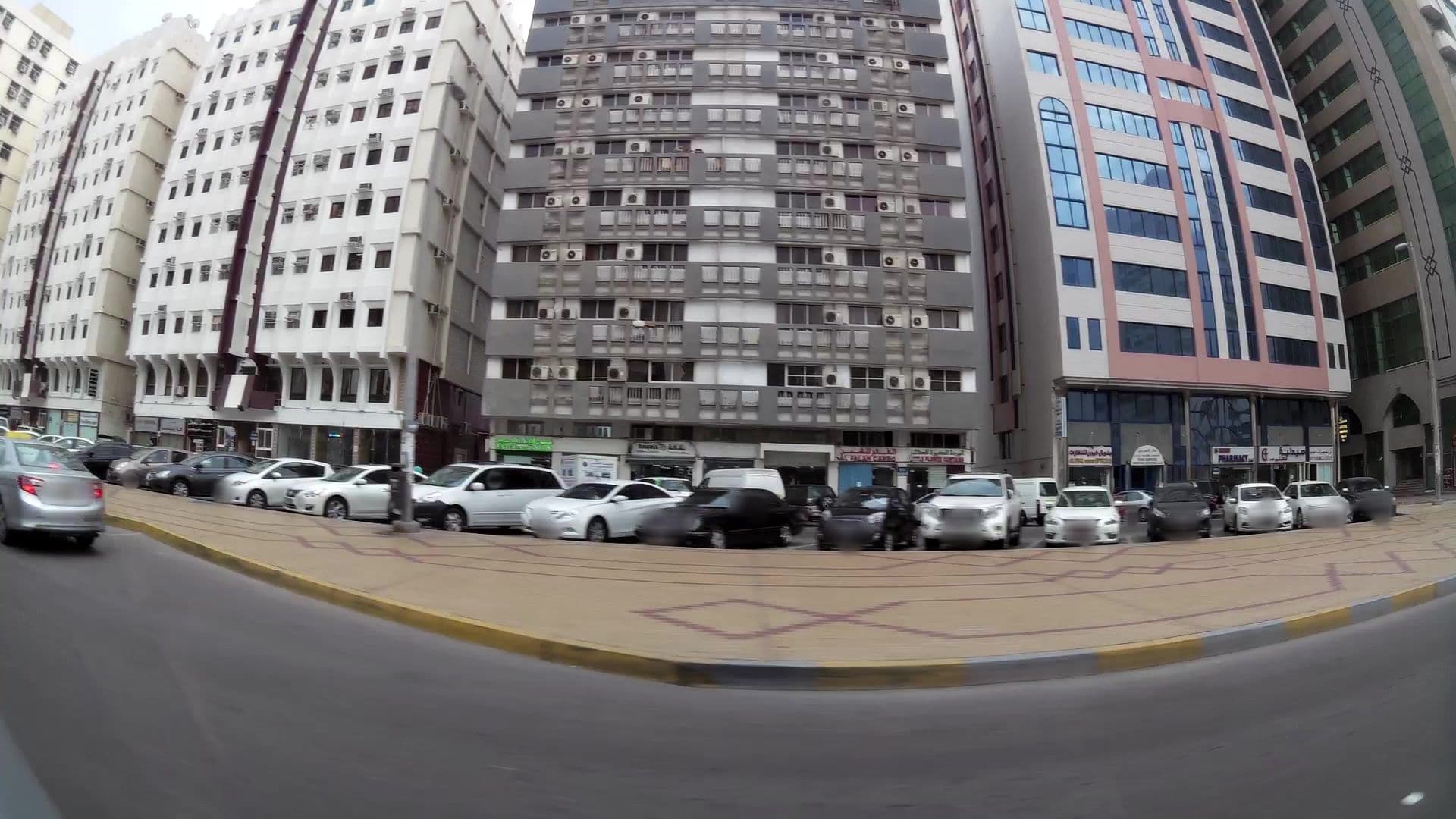 Street view near Al Diar Palm Hotel Apartments, Abu Dhabi — © kaartcam (CC BY-SA · Mapillary)