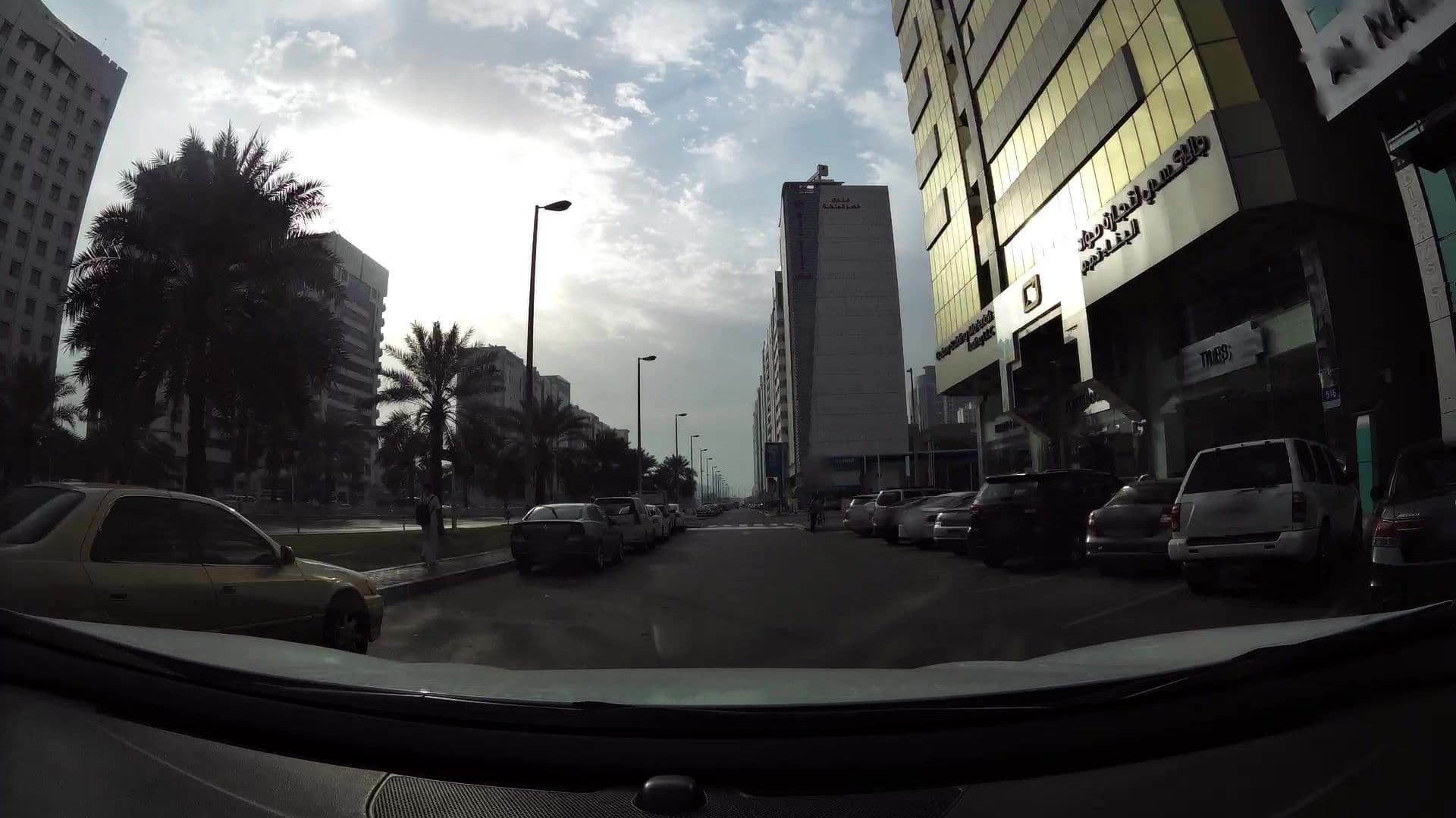 Street view near Al  Nakheel Hotel Apartments, Abu Dhabi — © kaartcam (CC BY-SA · Mapillary)