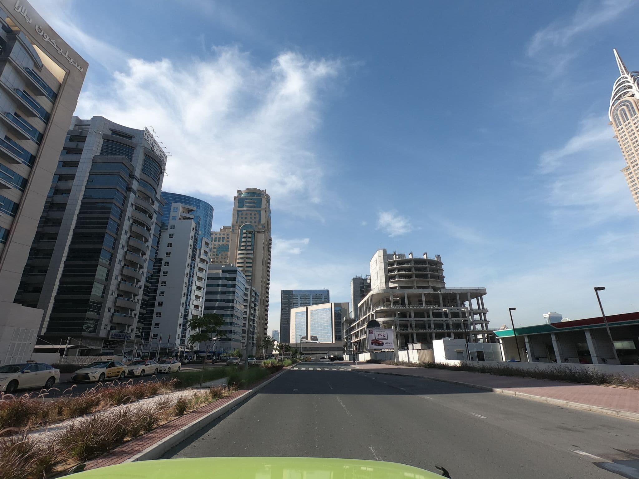 Street view near room 1409 Grand Mellinium, Knowledge Village — © countzero5 (CC BY-SA · Mapillary)
