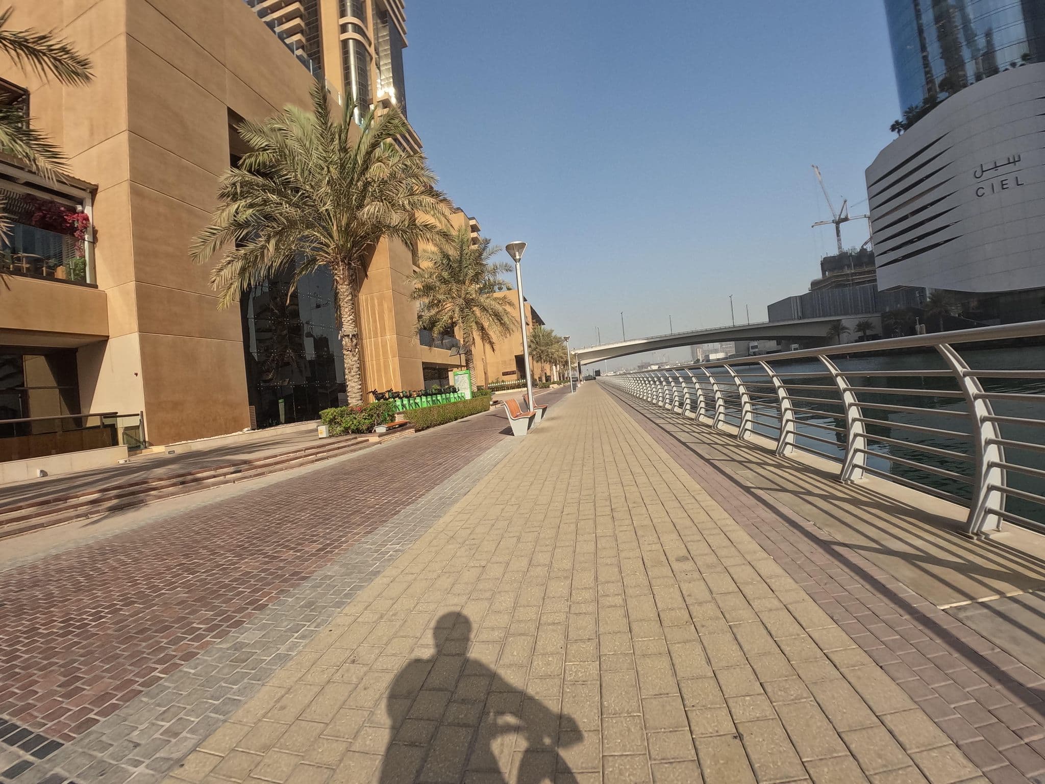 Street view near Bellavista - Grosvenor House Poolside, Dubai Marina — © countzero5 (CC BY-SA · Mapillary)