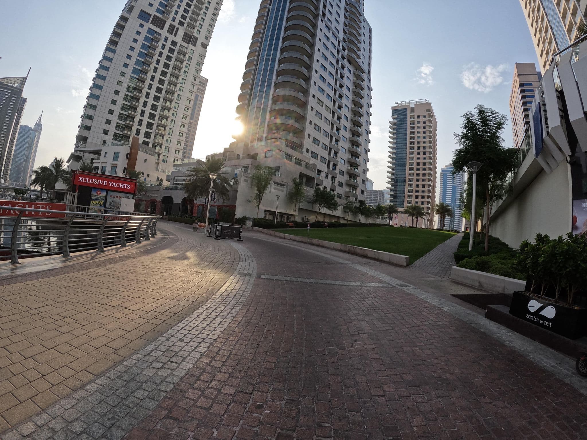 Street view near Pool @ Marina View Towers, Dubai Marina — © countzero5 (CC BY-SA · Mapillary)