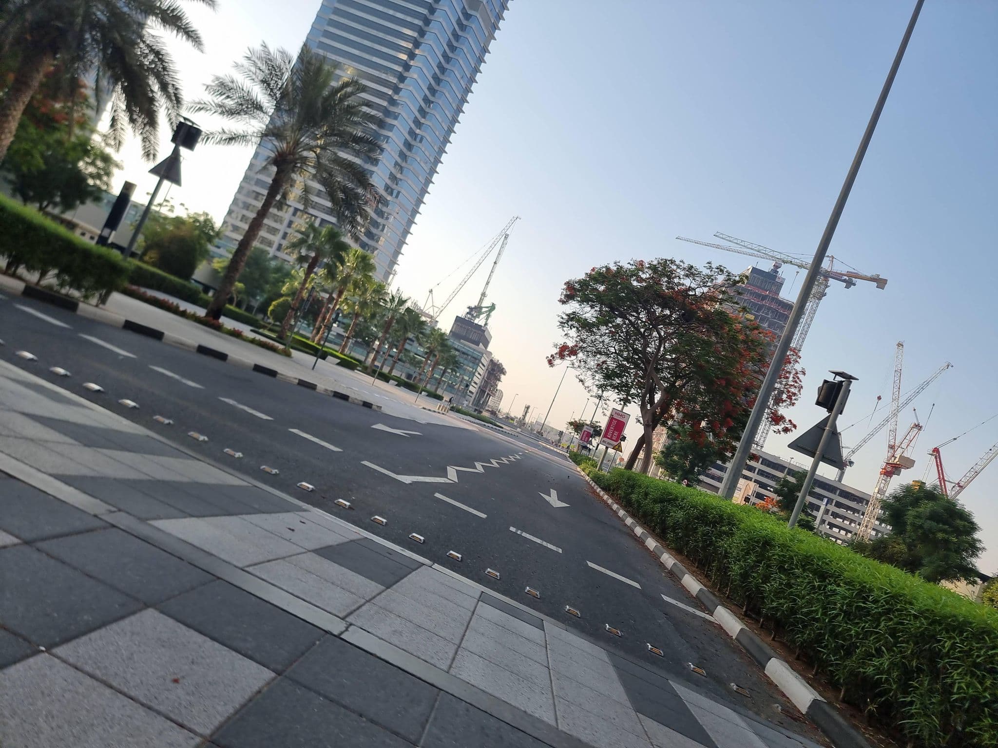 Street view near Room 1002 bonnington JLT, Dubai Marina — © mapfool (CC BY-SA · Mapillary)
