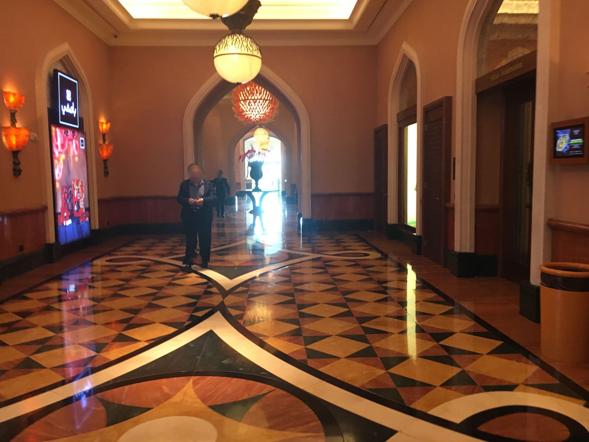 Street view near Terrace Suite East Tower, The Palm Jumeirah — © peterskram (CC BY-SA · Mapillary)