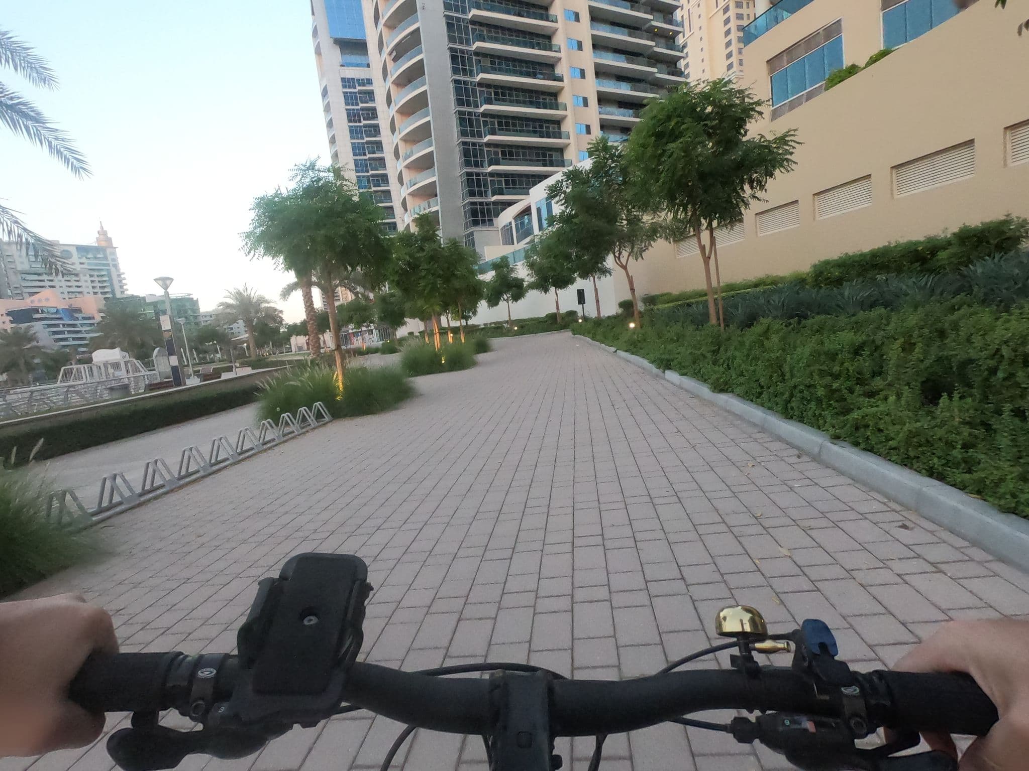 Street view near Al Bateen Tower, Dubai Marina — © countzero5 (CC BY-SA · Mapillary)