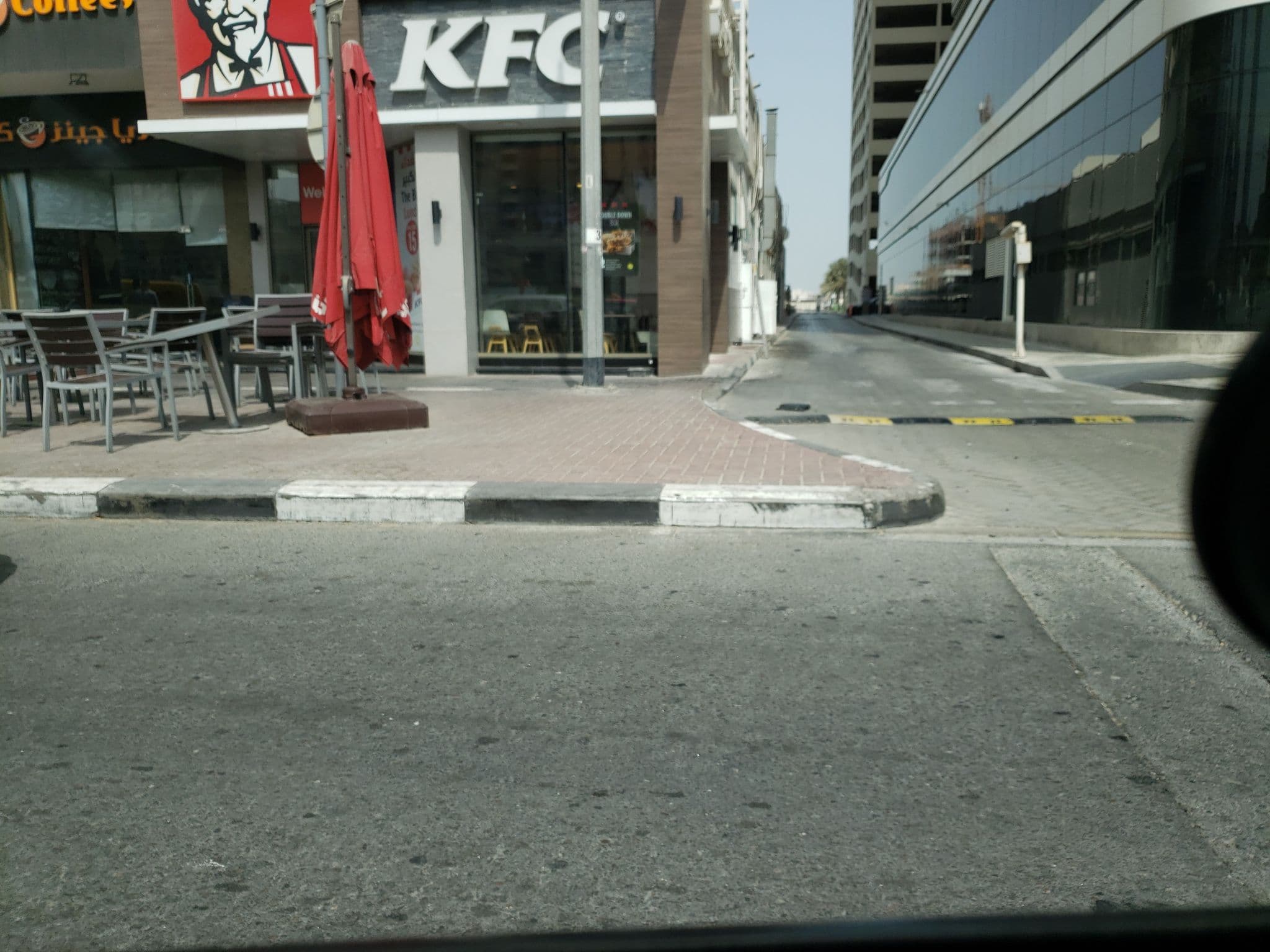 Street view near Corner Deluxe@Radisson Royal, As Saţwah — © mapfool (CC BY-SA · Mapillary)