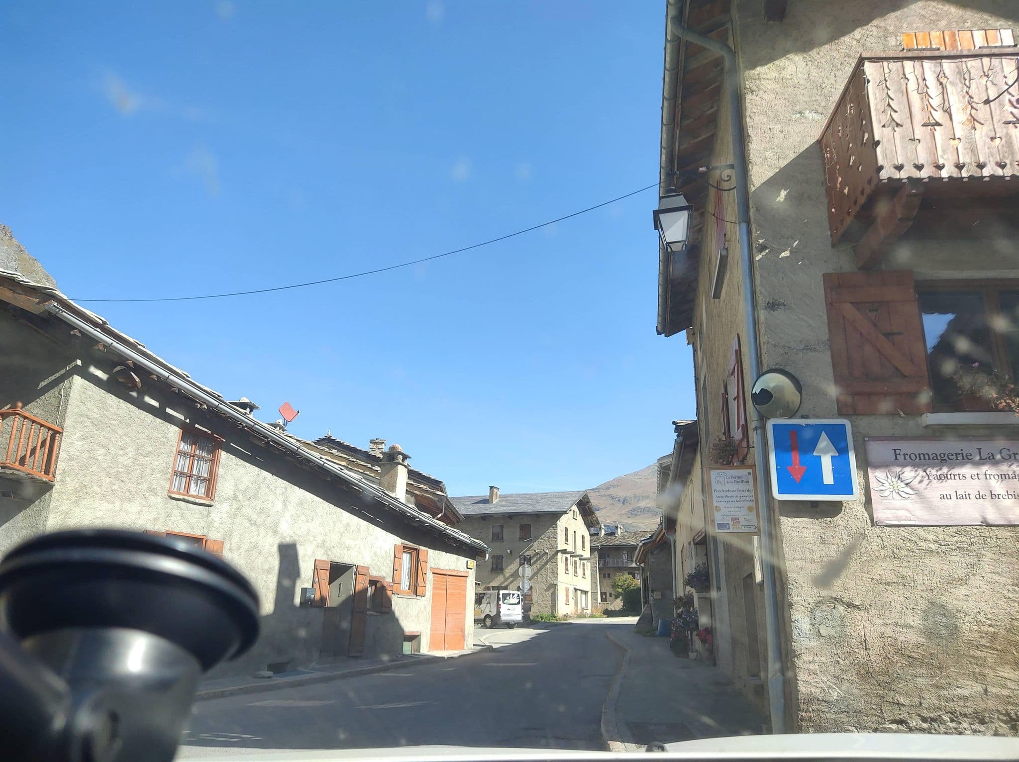 Street view near L'Étagne, Val-d'Isère