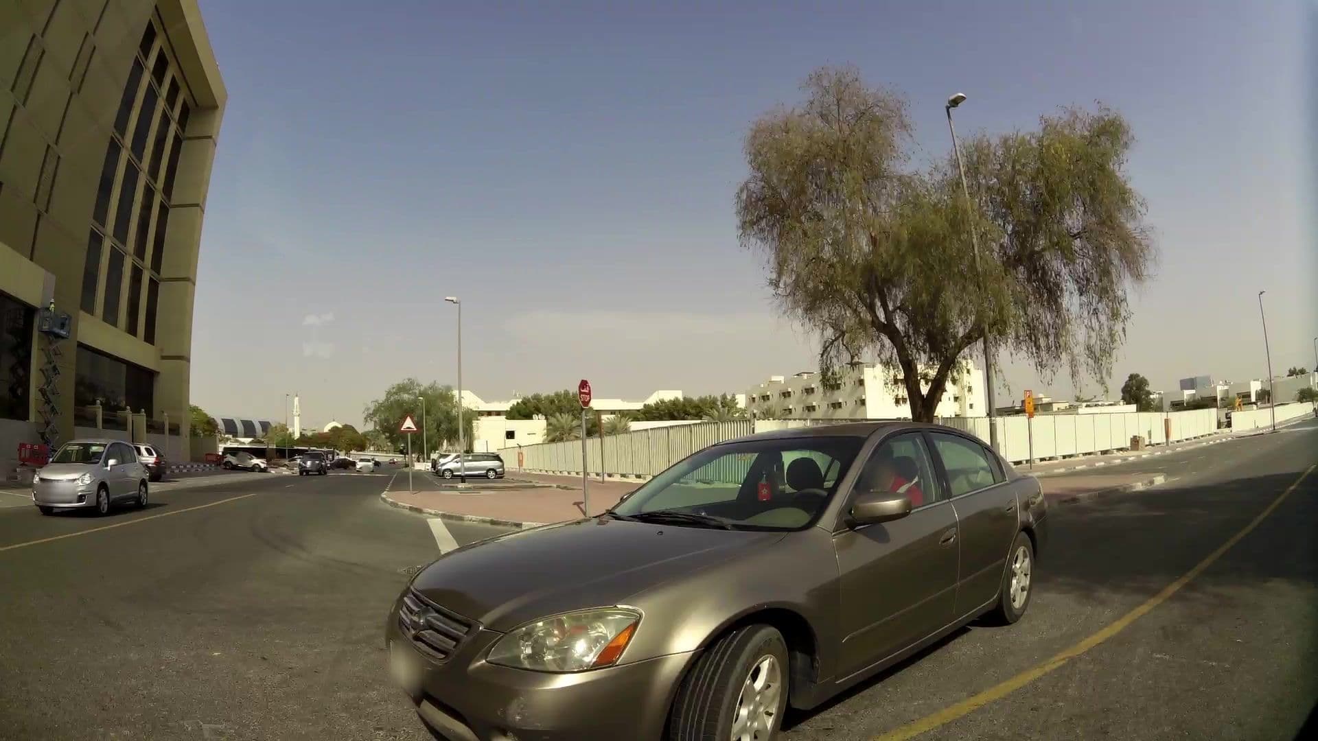 Street view near Aloft Dubai Airport, Būr Sa‘īd — © kaartcam (CC BY-SA · Mapillary)