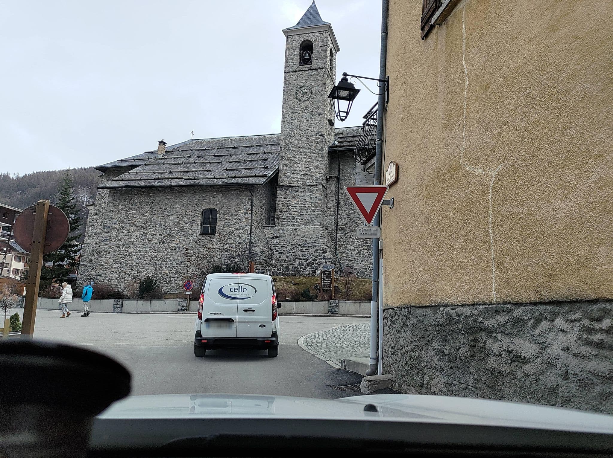 Street view near Les Gentianes, Valloire