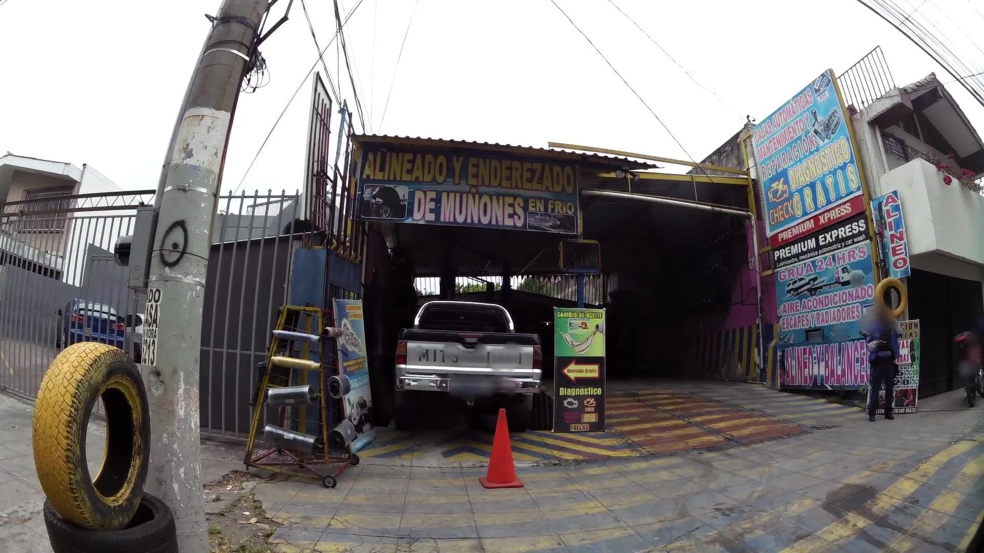 Street view near Casa Hostal El Petate, Antiguo Cuscatlán — © kaartcam (CC BY-SA · Mapillary)