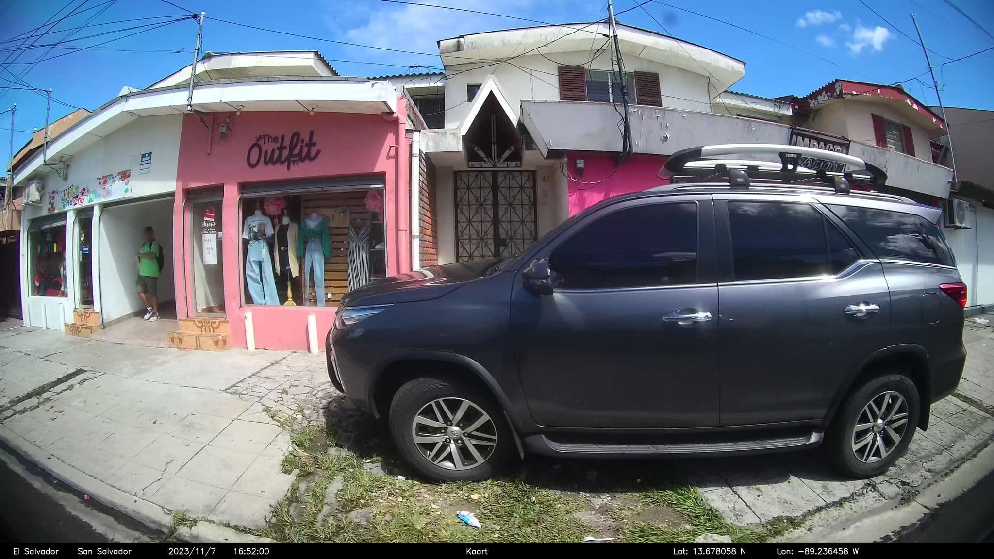 Street view near JJ Hostel, Antiguo Cuscatlán — © kaart_2 (CC BY-SA · Mapillary)