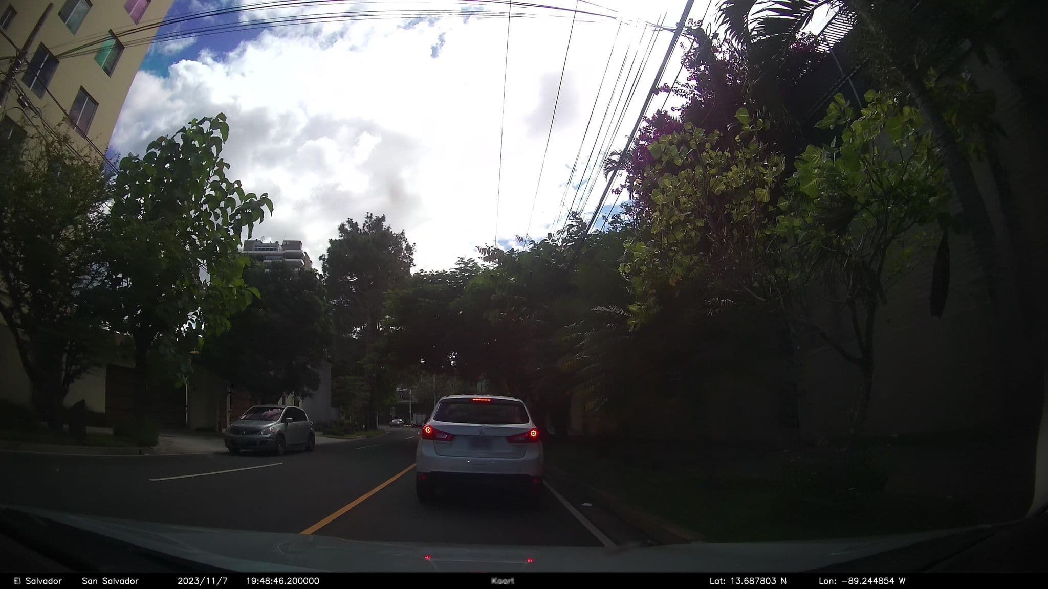 Street view near Villa Del Angel Hotel, Antiguo Cuscatlán — © kaart_2 (CC BY-SA · Mapillary)