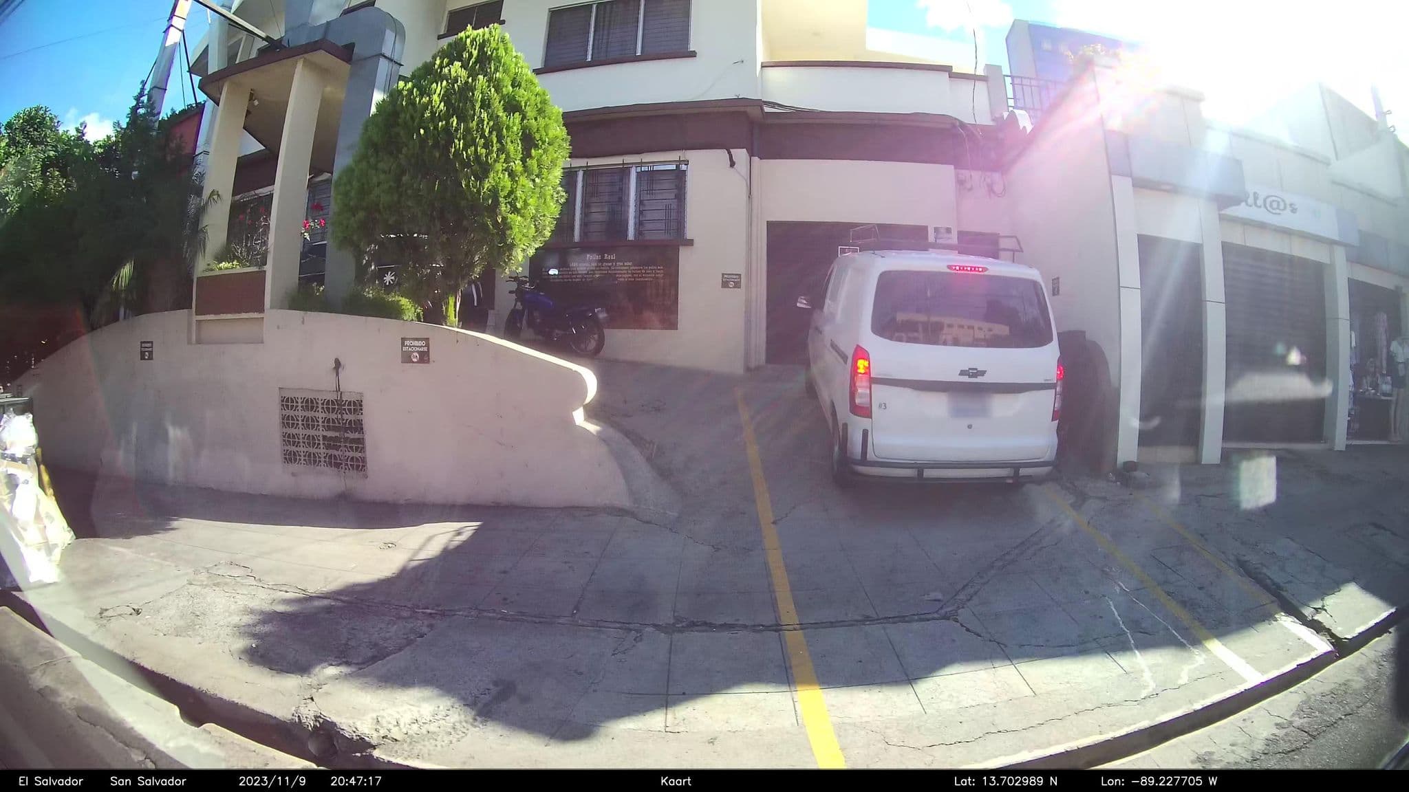 Street view near Comfort Inn San Salvador, Ayutuxtepeque — © kaart_2 (CC BY-SA · Mapillary)