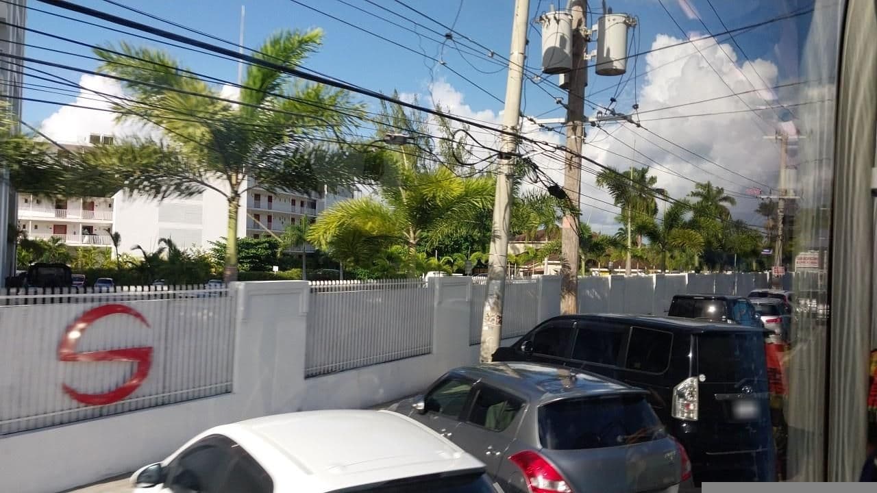 Street view near Doctors Cave Beach Hotel, Montego Bay — © bukenyajanan1 (CC BY-SA · Mapillary)