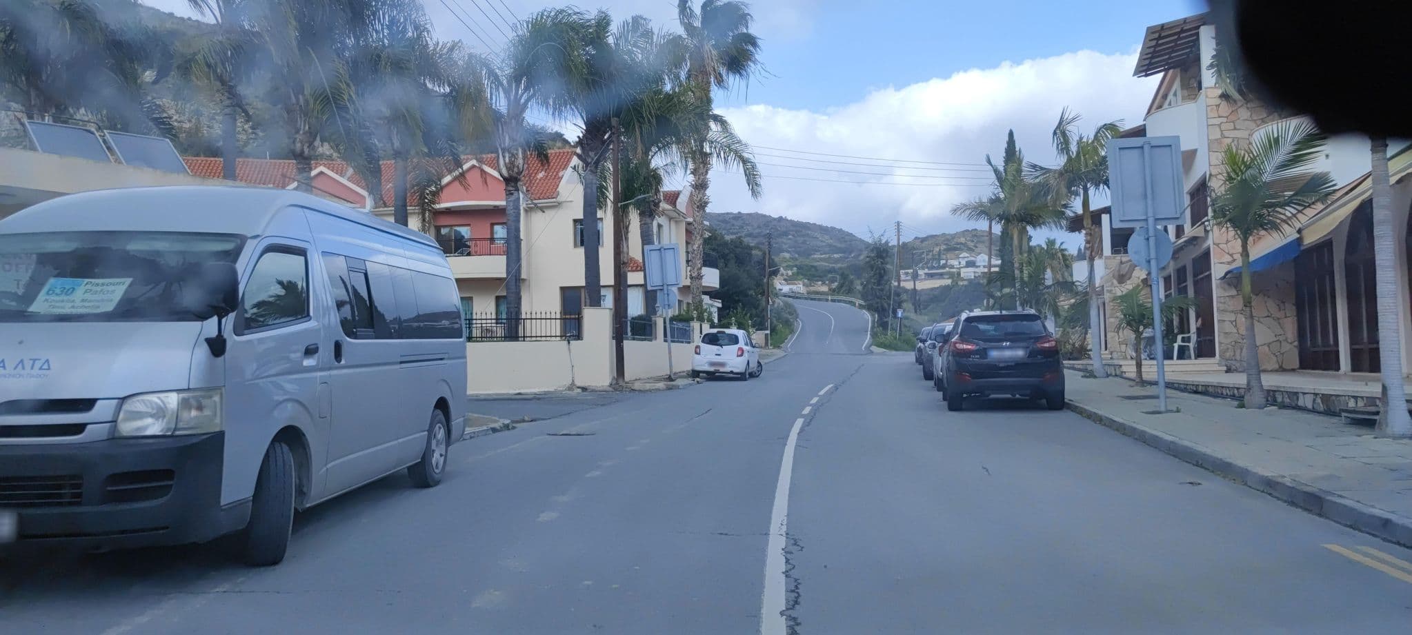 Street view near Kotzias Hotel Apartments, Pissoúri — © WhanTwo (CC BY-SA · Mapillary)